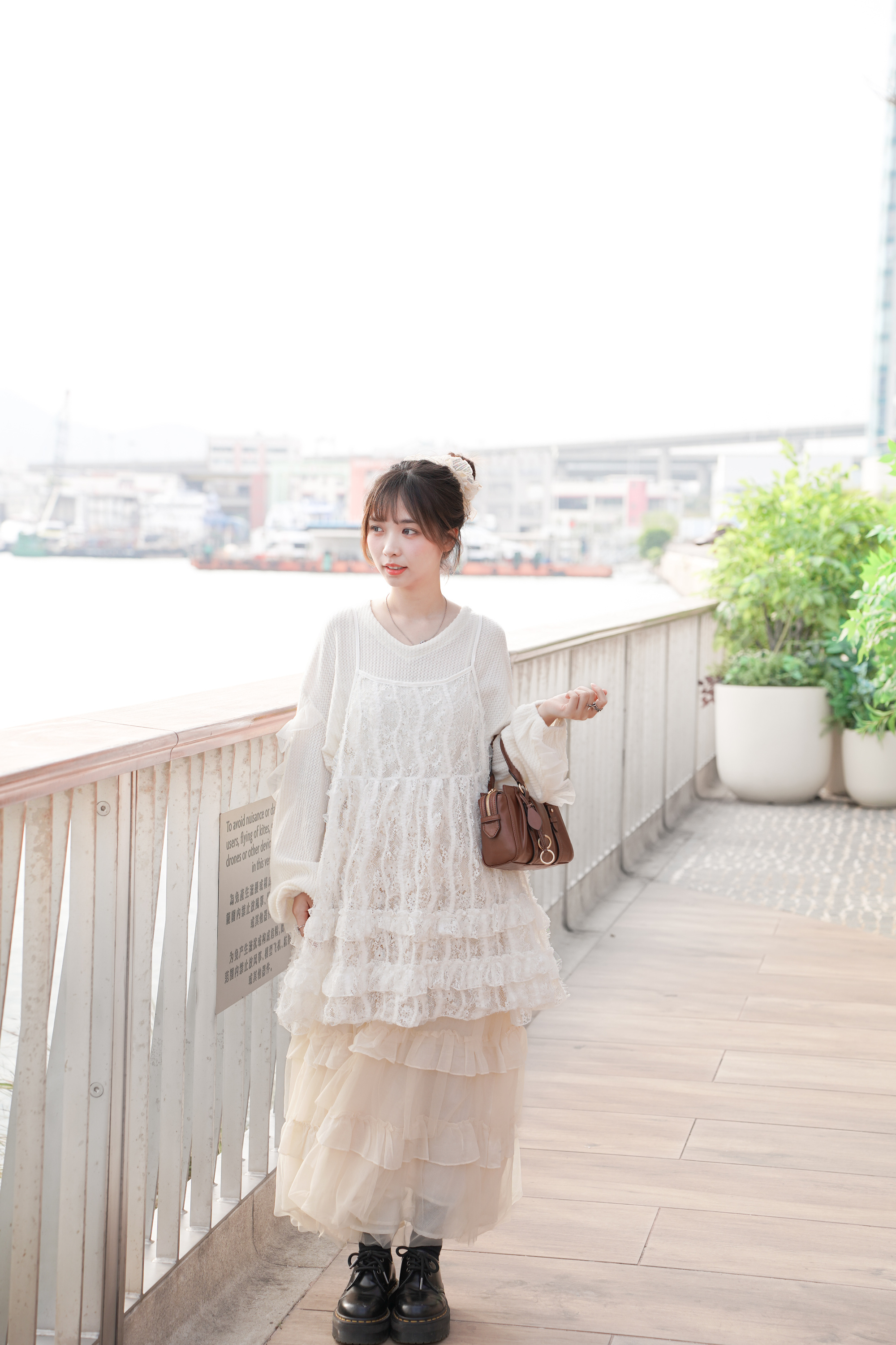 巨美布料～Lace Ruffle Layer · 2色入