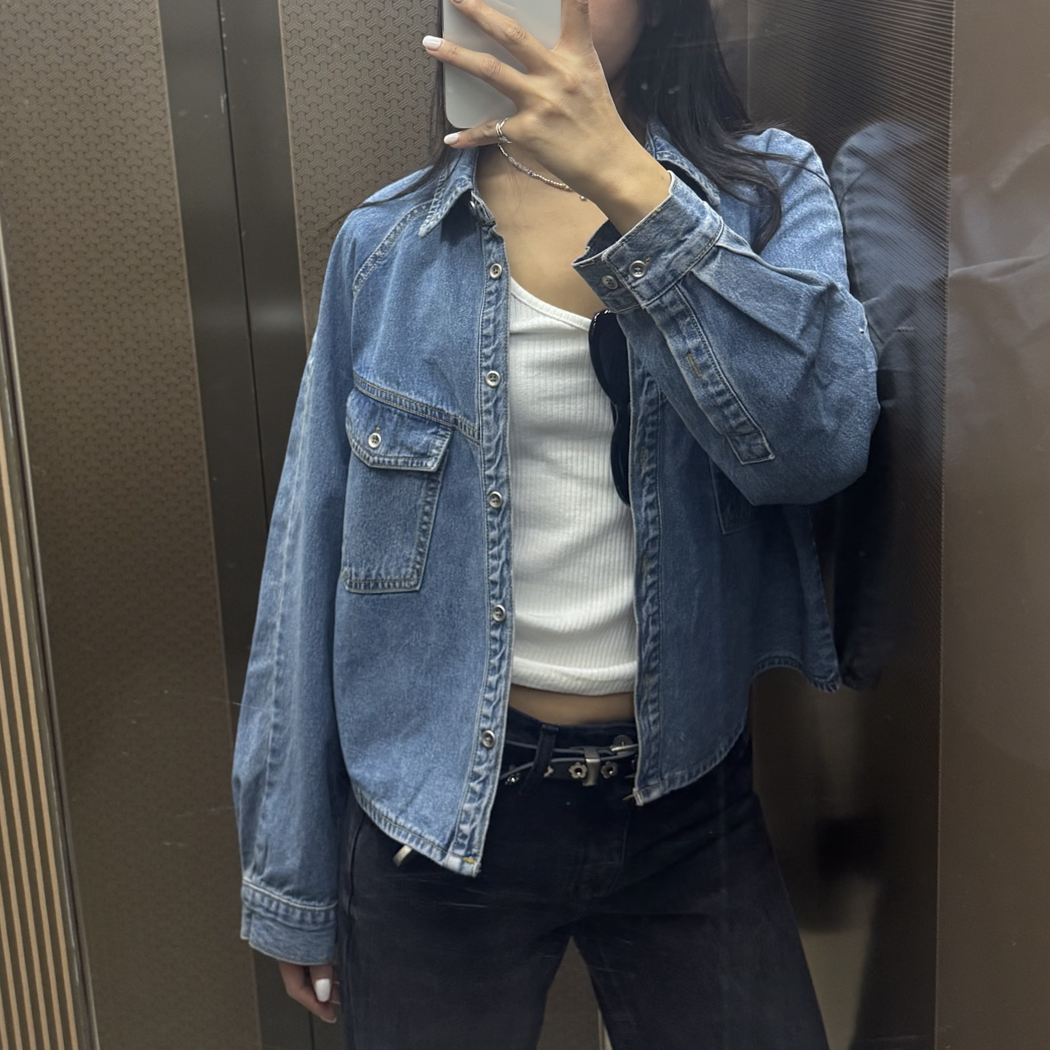 RS03 直接小一號無肩線設計牛仔襯外