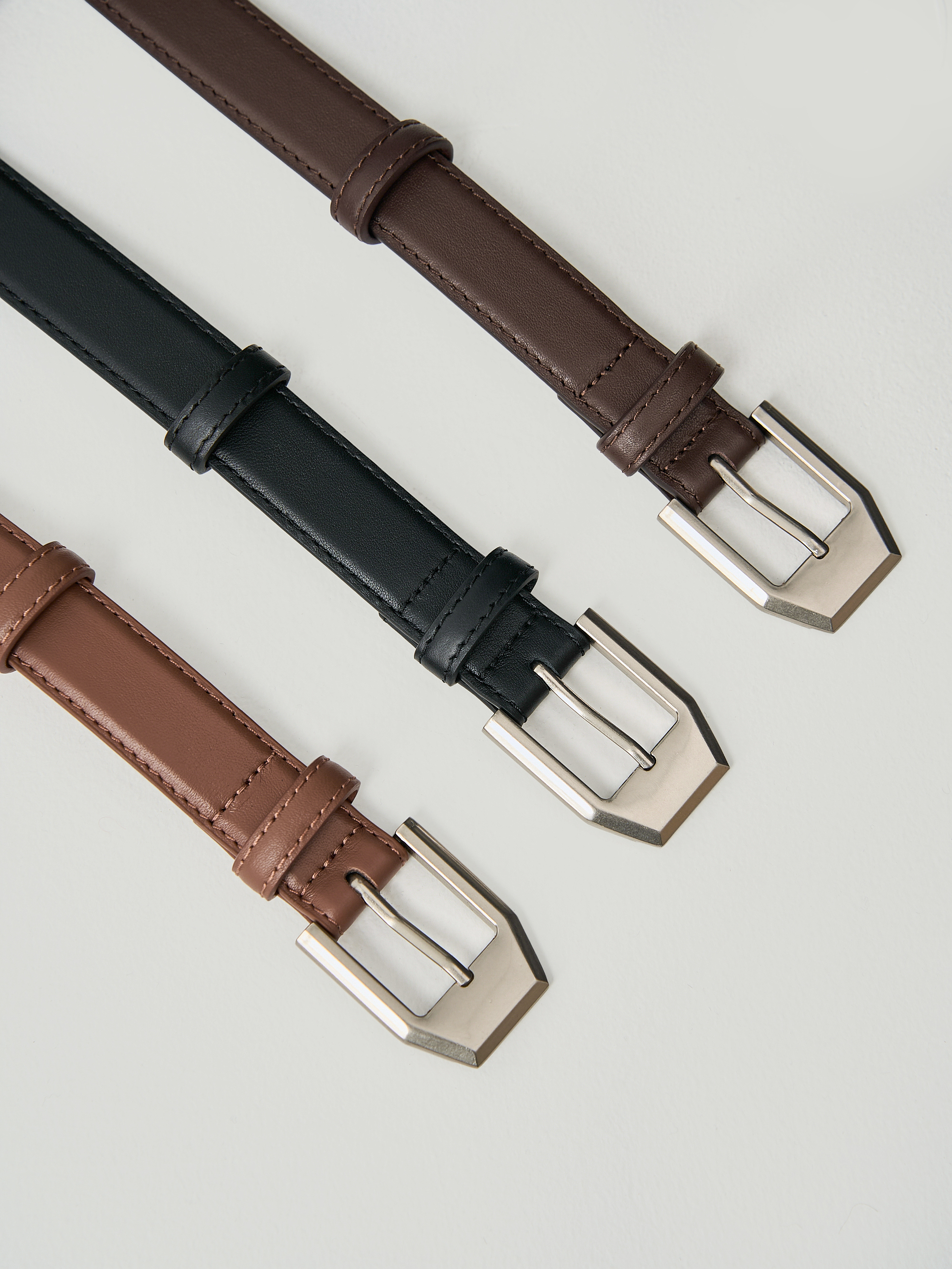 霧銀方切角極簡皮帶