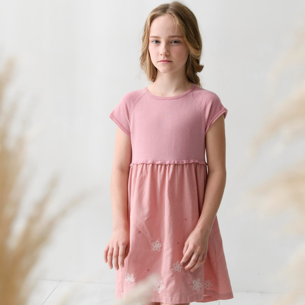 PIPPY 素雅高腰繡花連身裙洋裝 粉紅