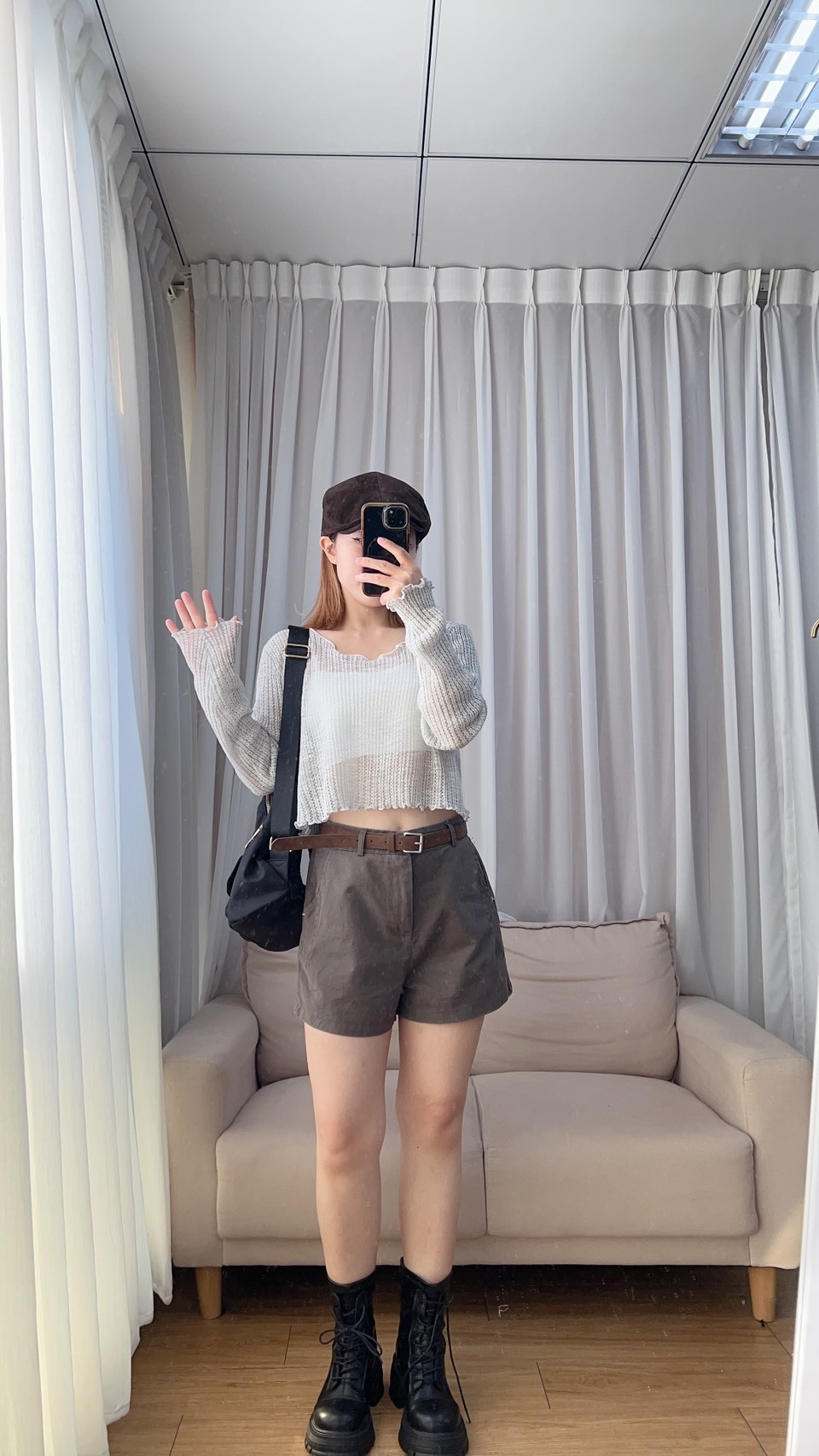 附皮帶後鬆緊牛仔短褲