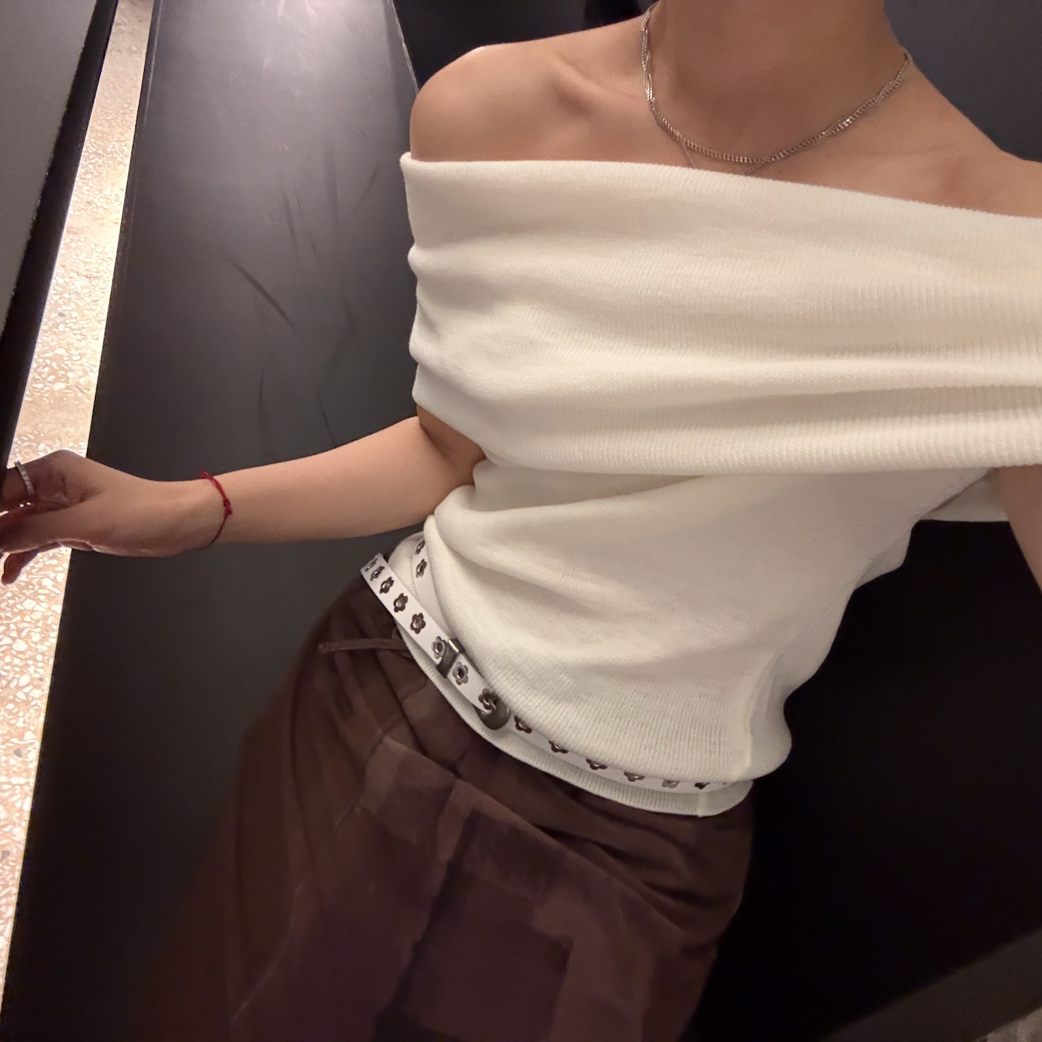 RS09 平領優雅針織衫(白)