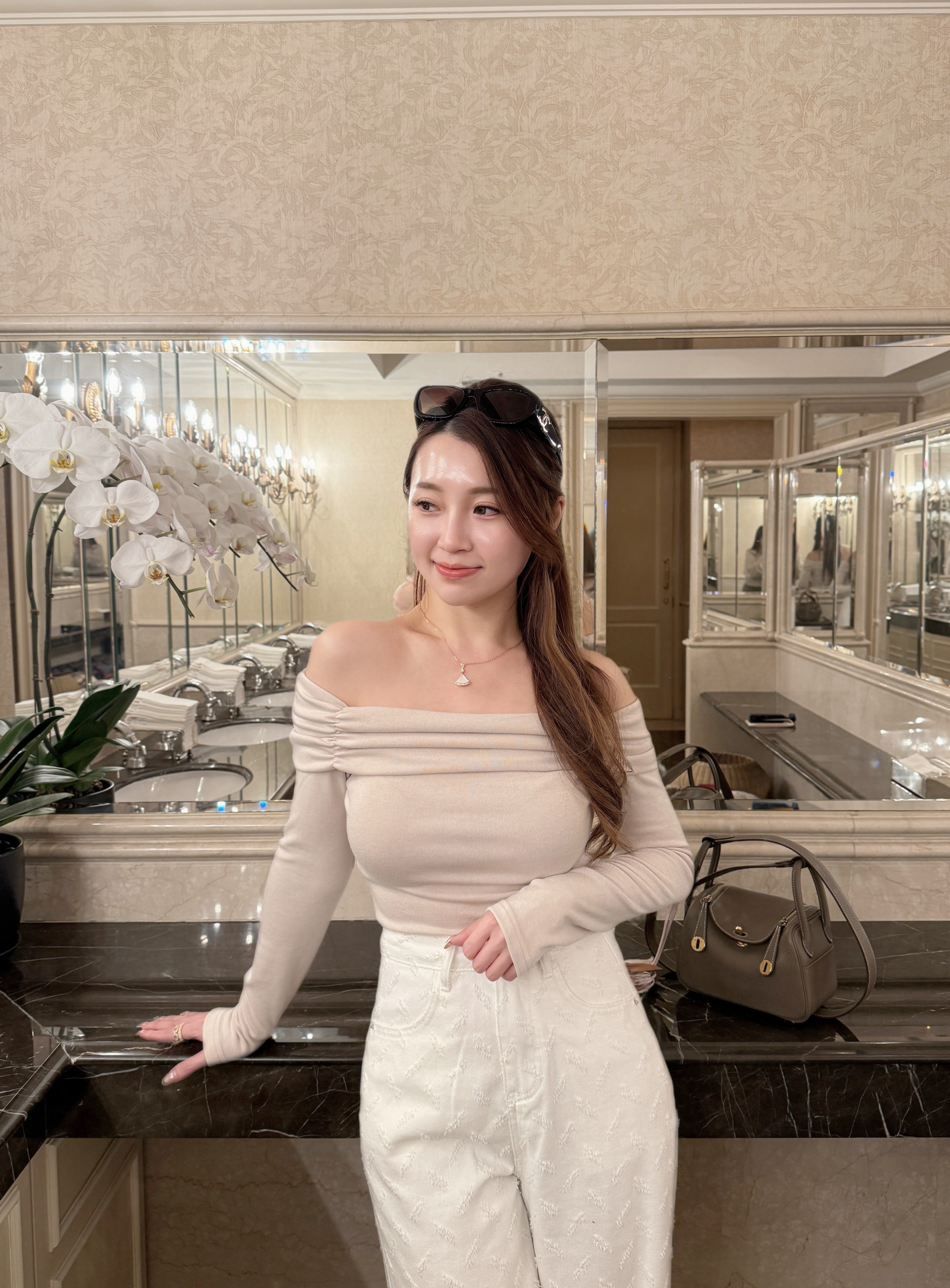 雲朵Off-shoulder Top ✨