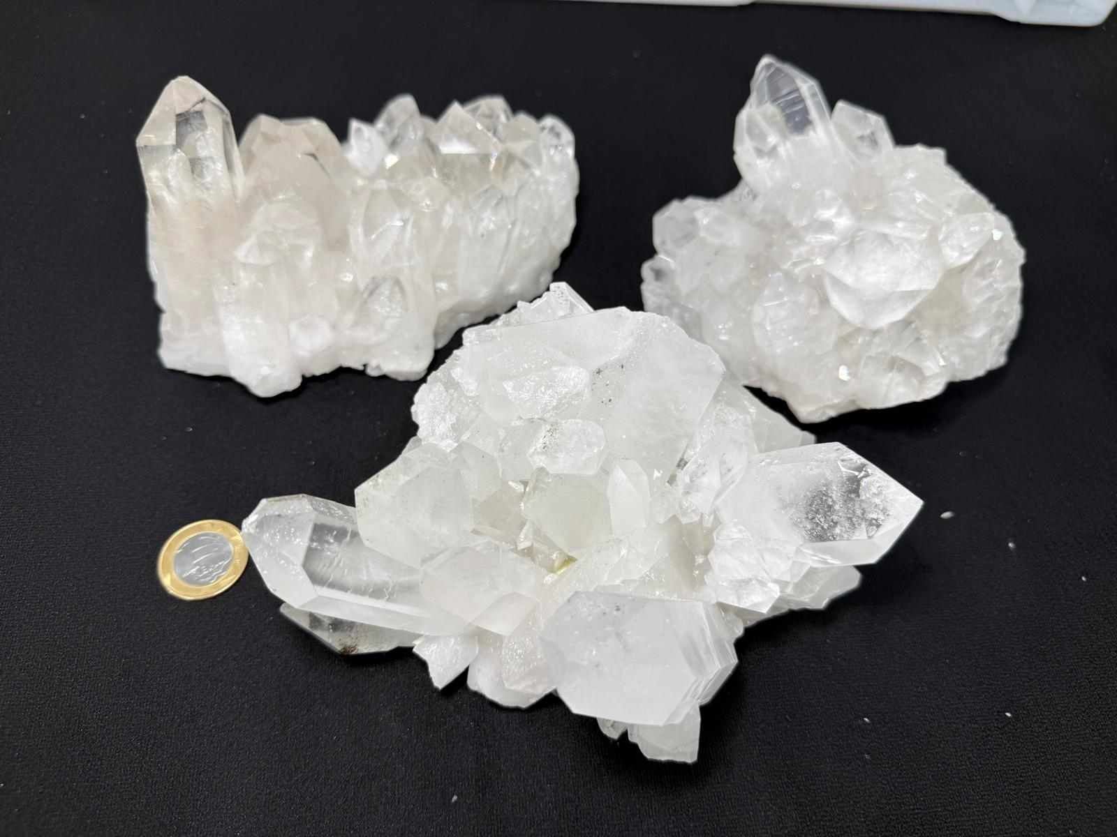 WH111 巴西天然白水晶簇 1 .2-2.0kg