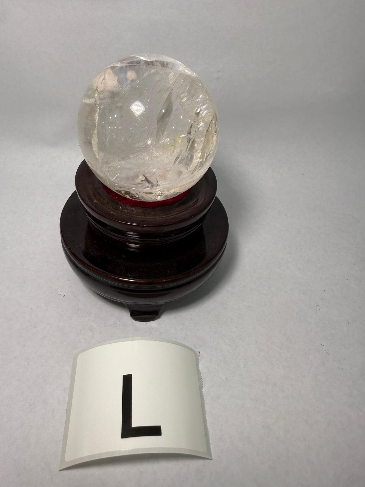 WH106 白色水晶球 SIZE L 6CM-7CM (連底座)