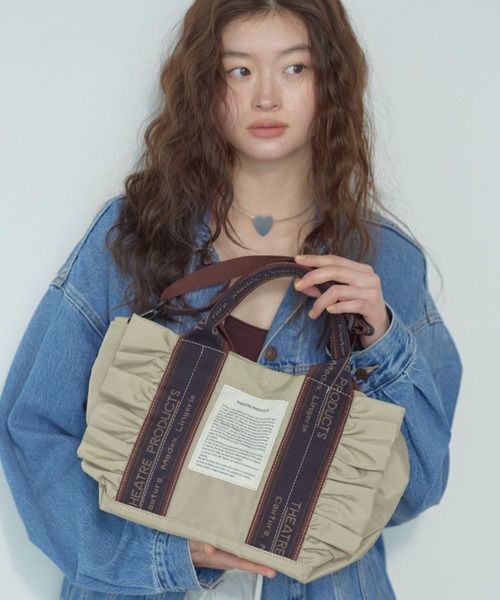 260310 Theatre Products 手挽/斜孭兩用袋