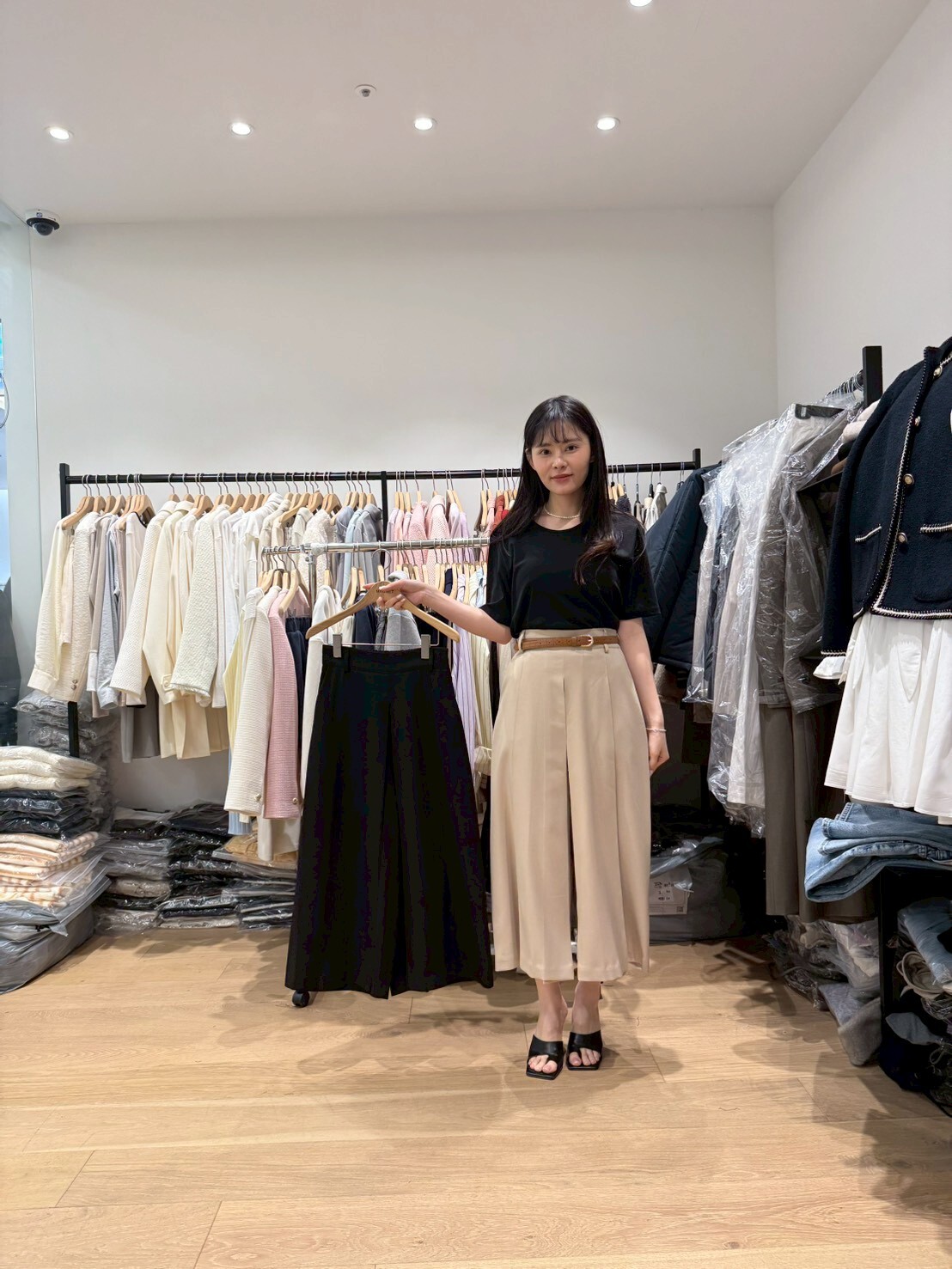 MN6023 超美壓摺闊筒八分褲