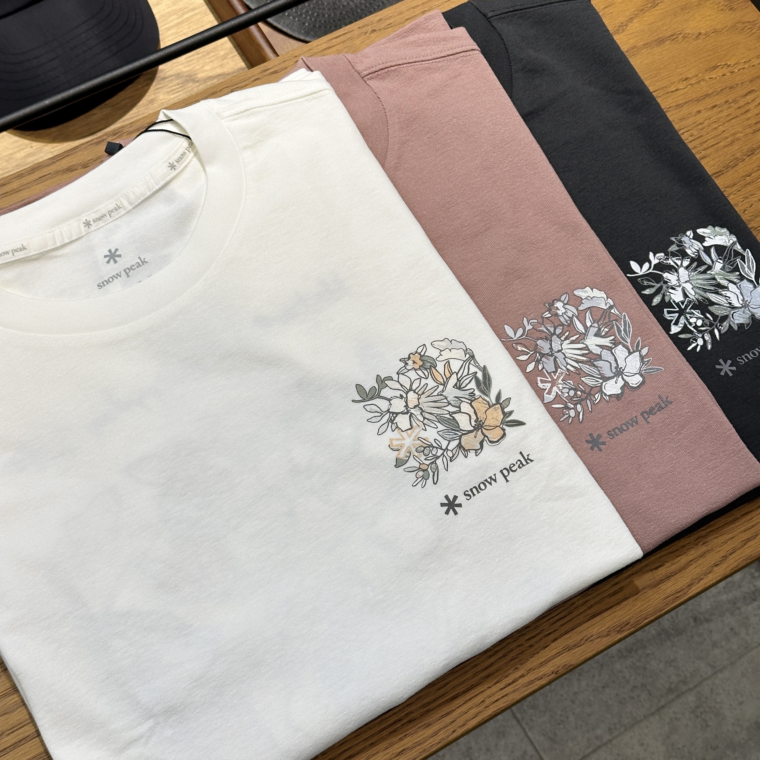 【現貨】snow peak Sorona Tropical Short Sleeve T-shirt 26SS 花卉植物 短tee S26MUFTS70