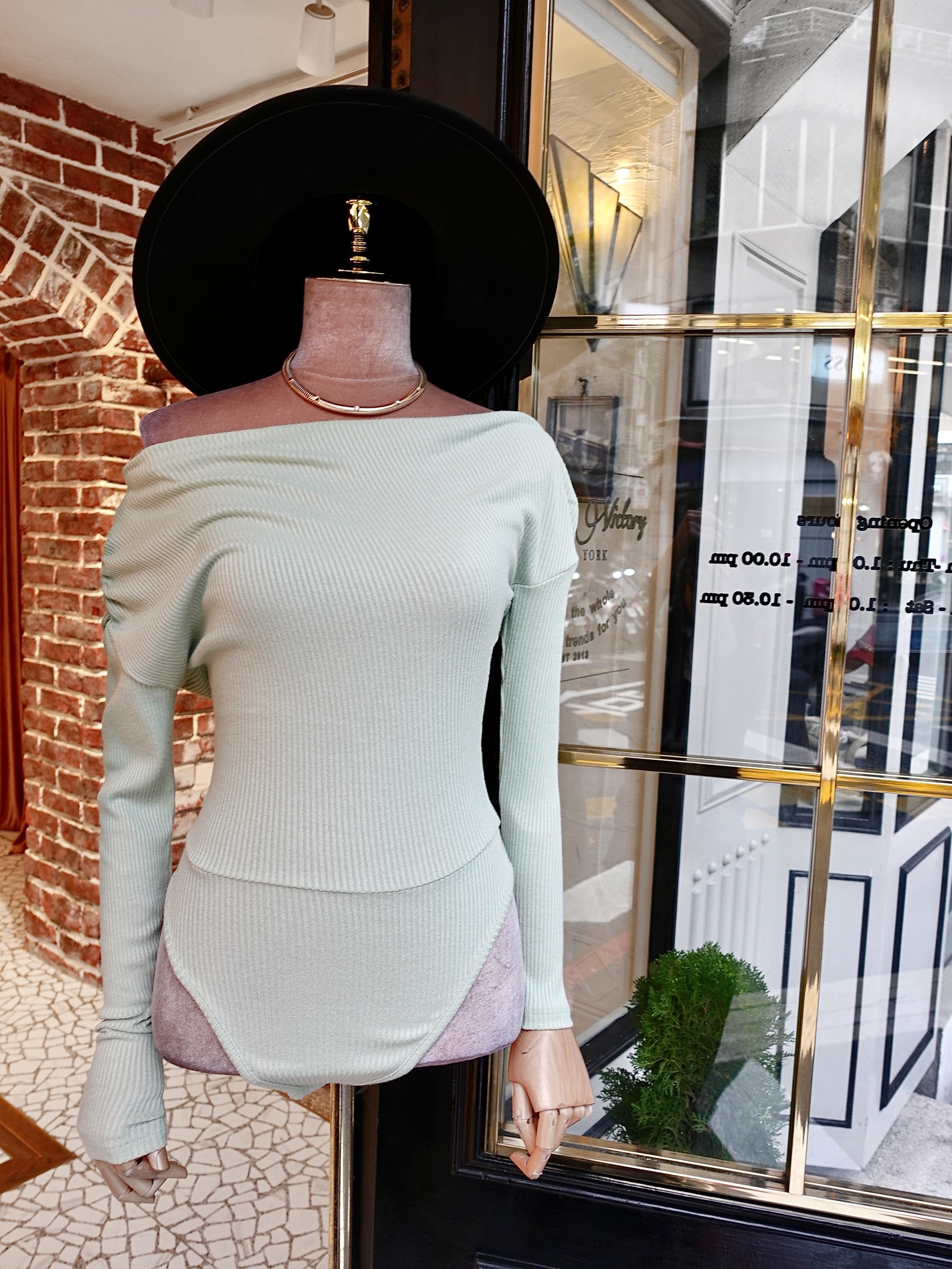 Sage鼠尾草綠色露肩羅紋針織連身衣Bodysuit