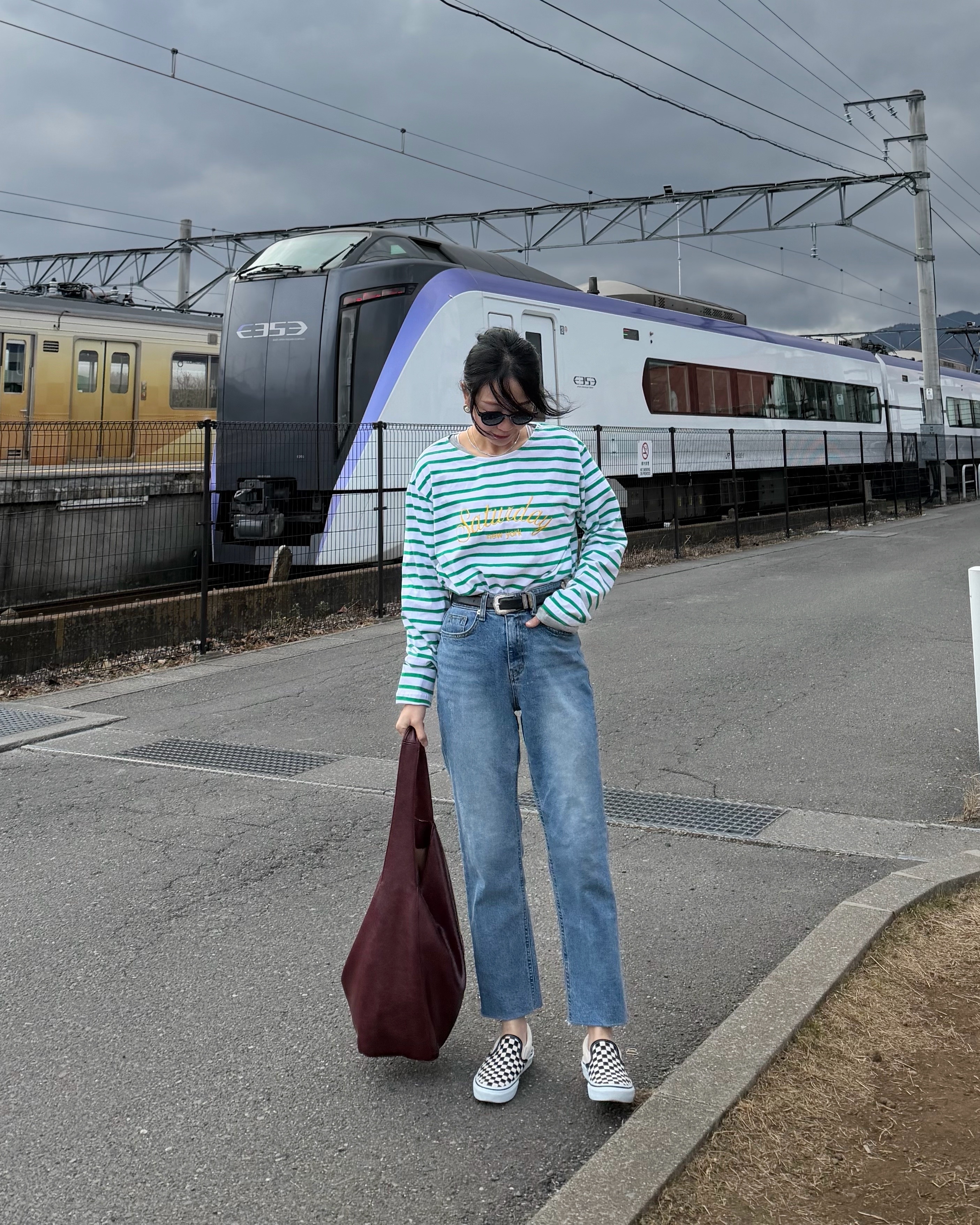 2月新品♥刺繡英文字橫間長䄂Top