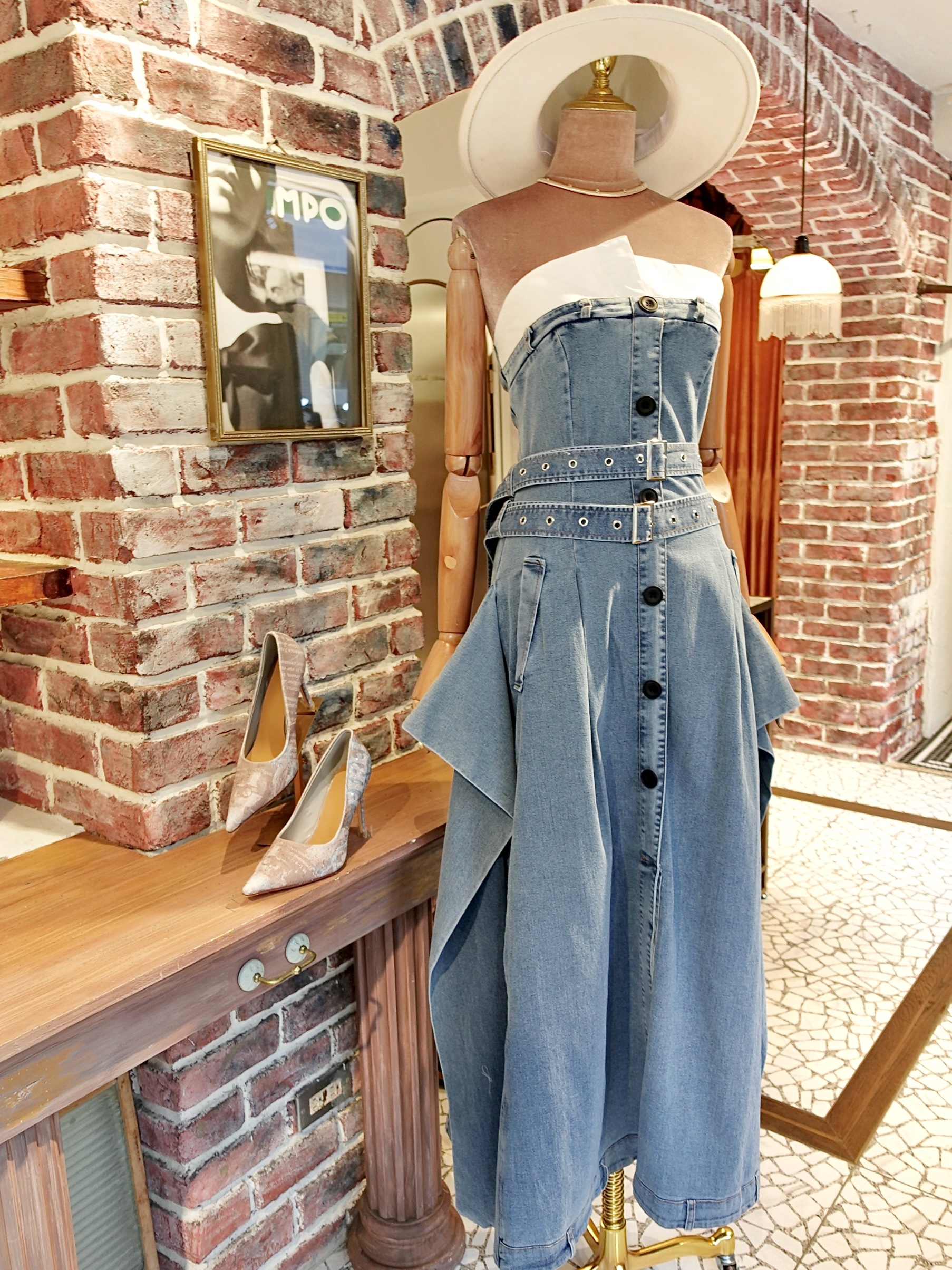 N.Y單寧藍色翻摺領荷葉飾雙腰帶Maxi Dress