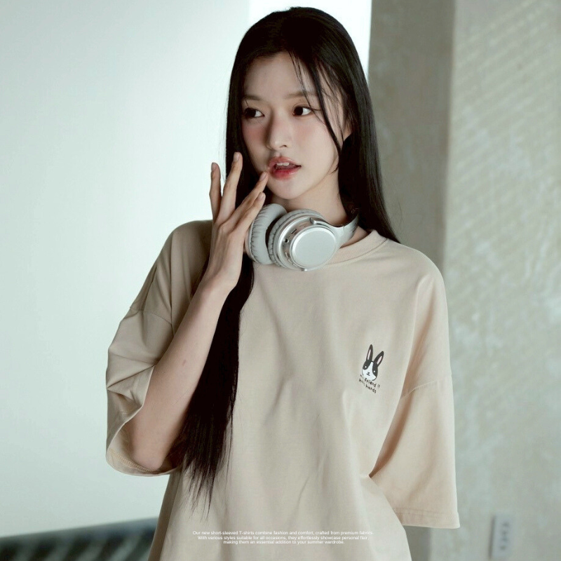 兔子團圍繞 短T