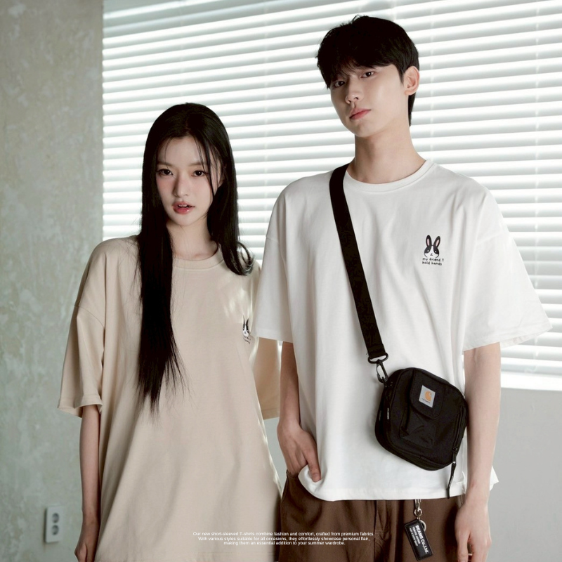 兔子團圍繞 短T