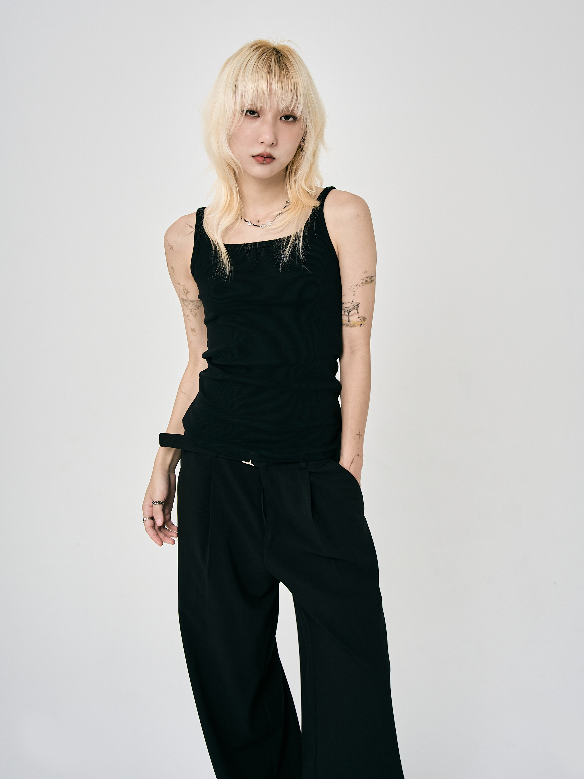 螺紋貼身簡約背心-黑