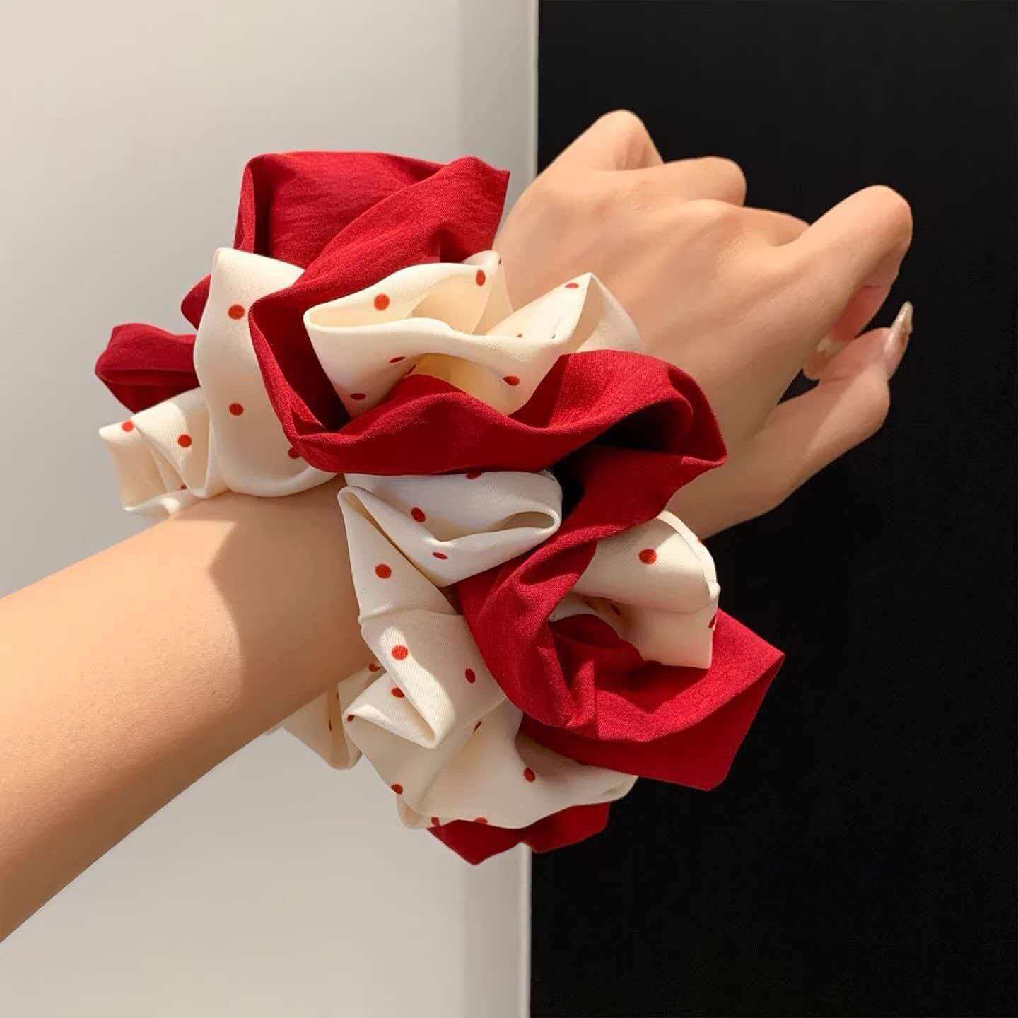 [2 FOR RM10] Korean Polka Dot Scrunchie