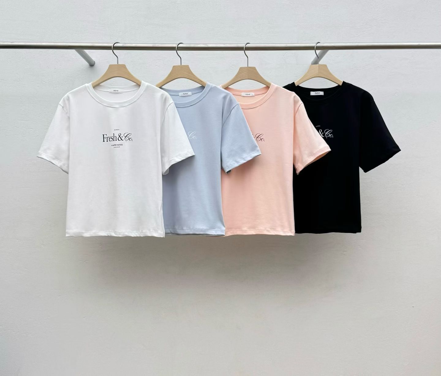 RF6012 拼色字母短袖Tee