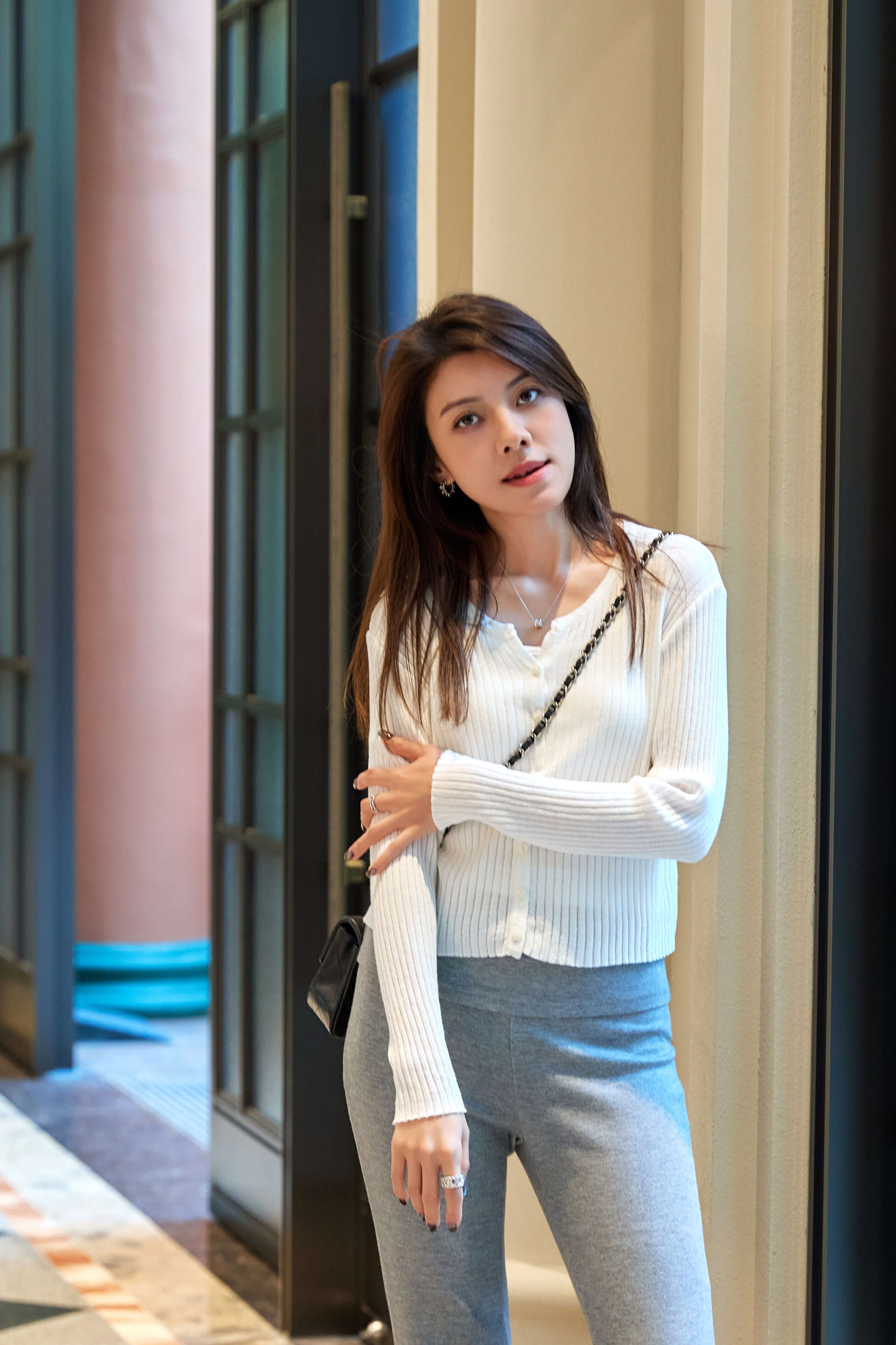 Rib Cropped Cardigan_KN263L08