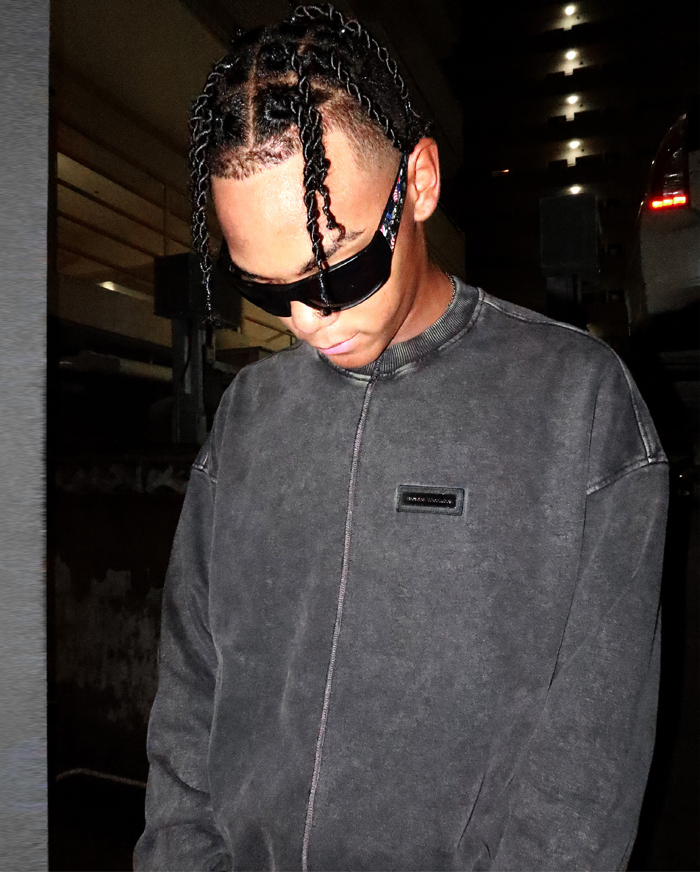 Bornrich｜Chopped Vintage Sweatshirt (Dark Grey)