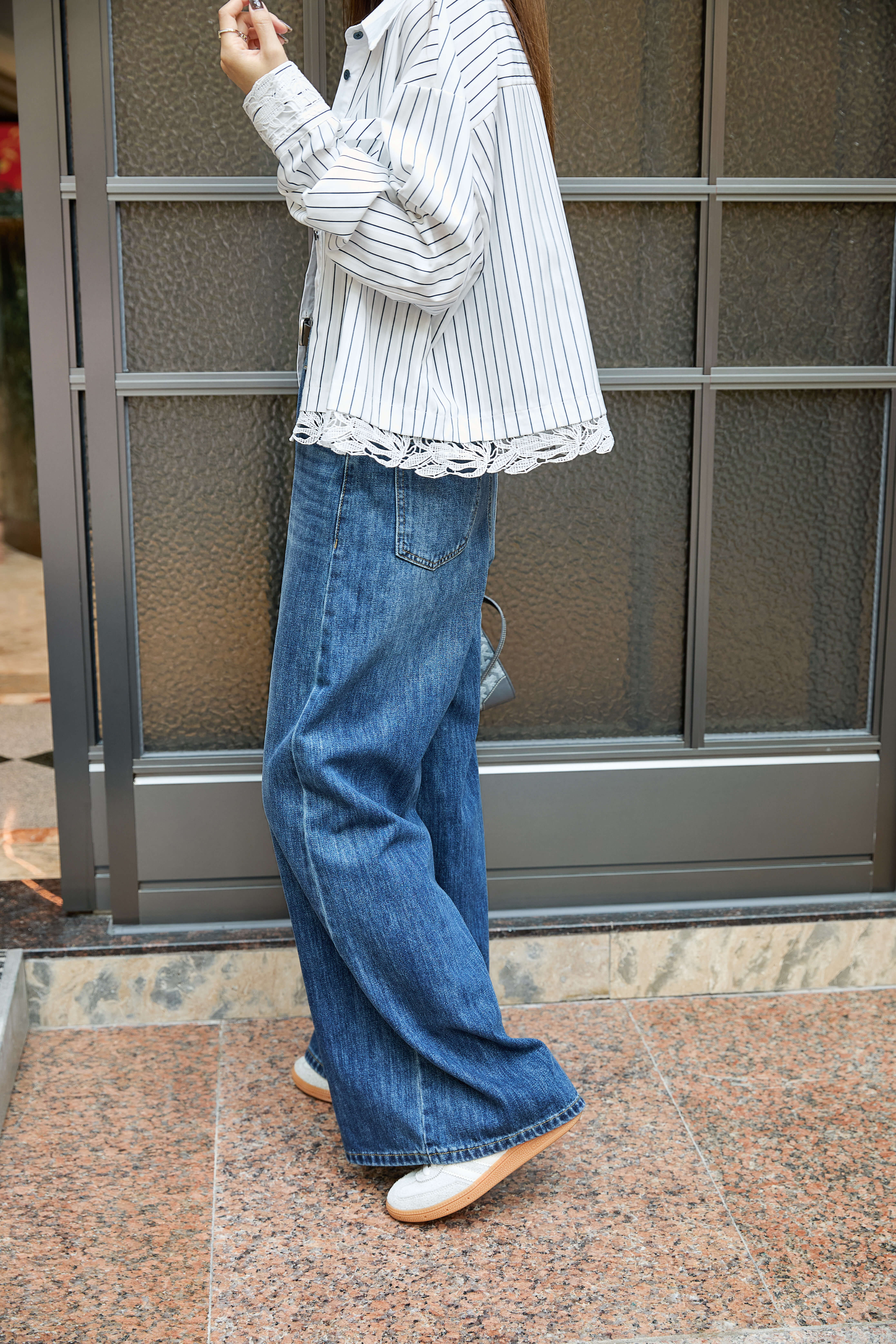 Loose Cotton Denim Jeans_JE253L07