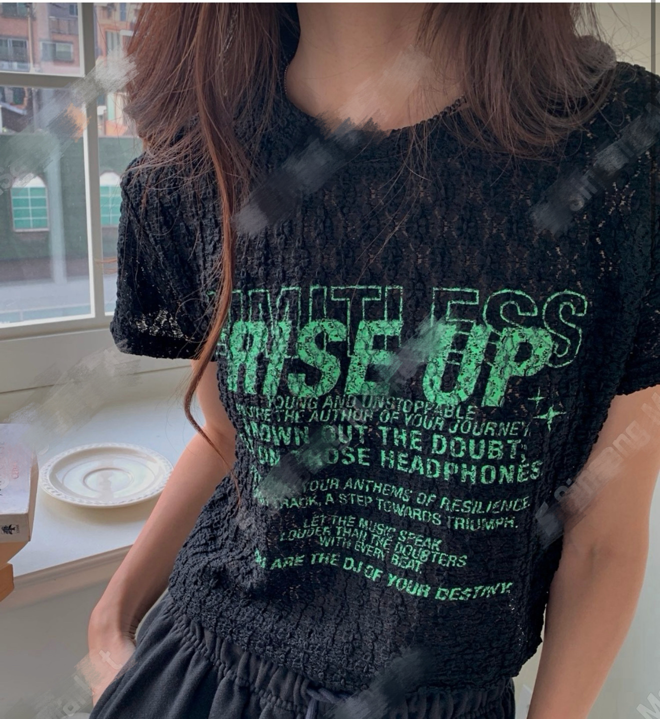 Rise Up 凹凸紋Tee