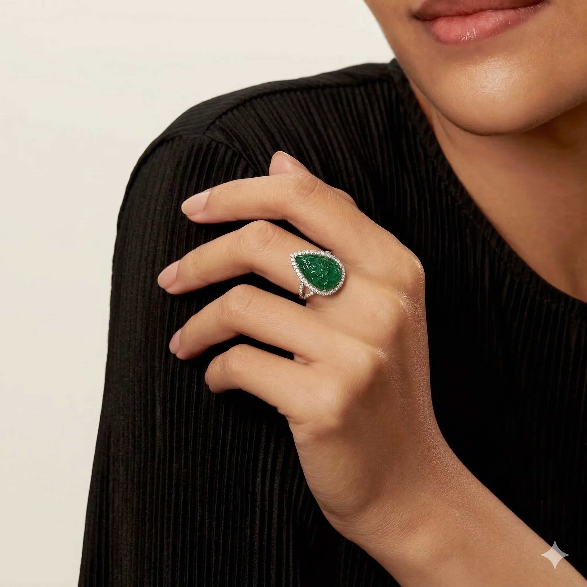 全新18K白金【單粒9卡6份綠寶石】配45份鑽石戒指