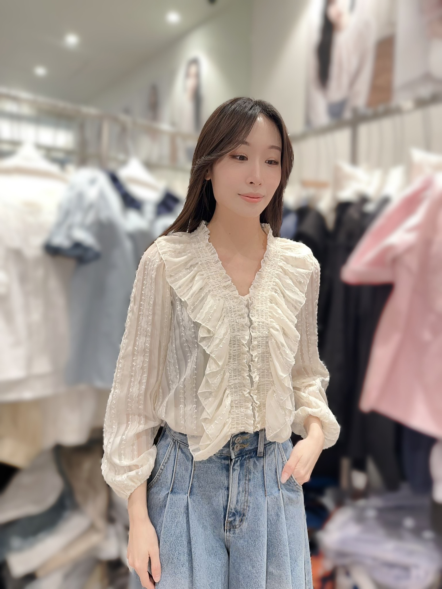 FT29  胸42 長24.5 $489 (一口價)