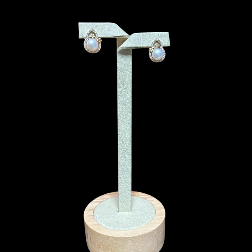 Gourd Ribbon Pearl Earrings