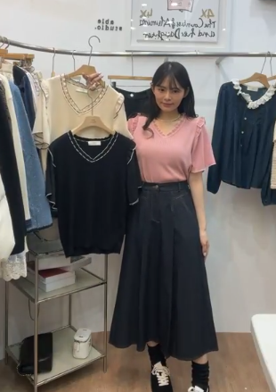 AS6055 木耳花邊雪紡袖上衣