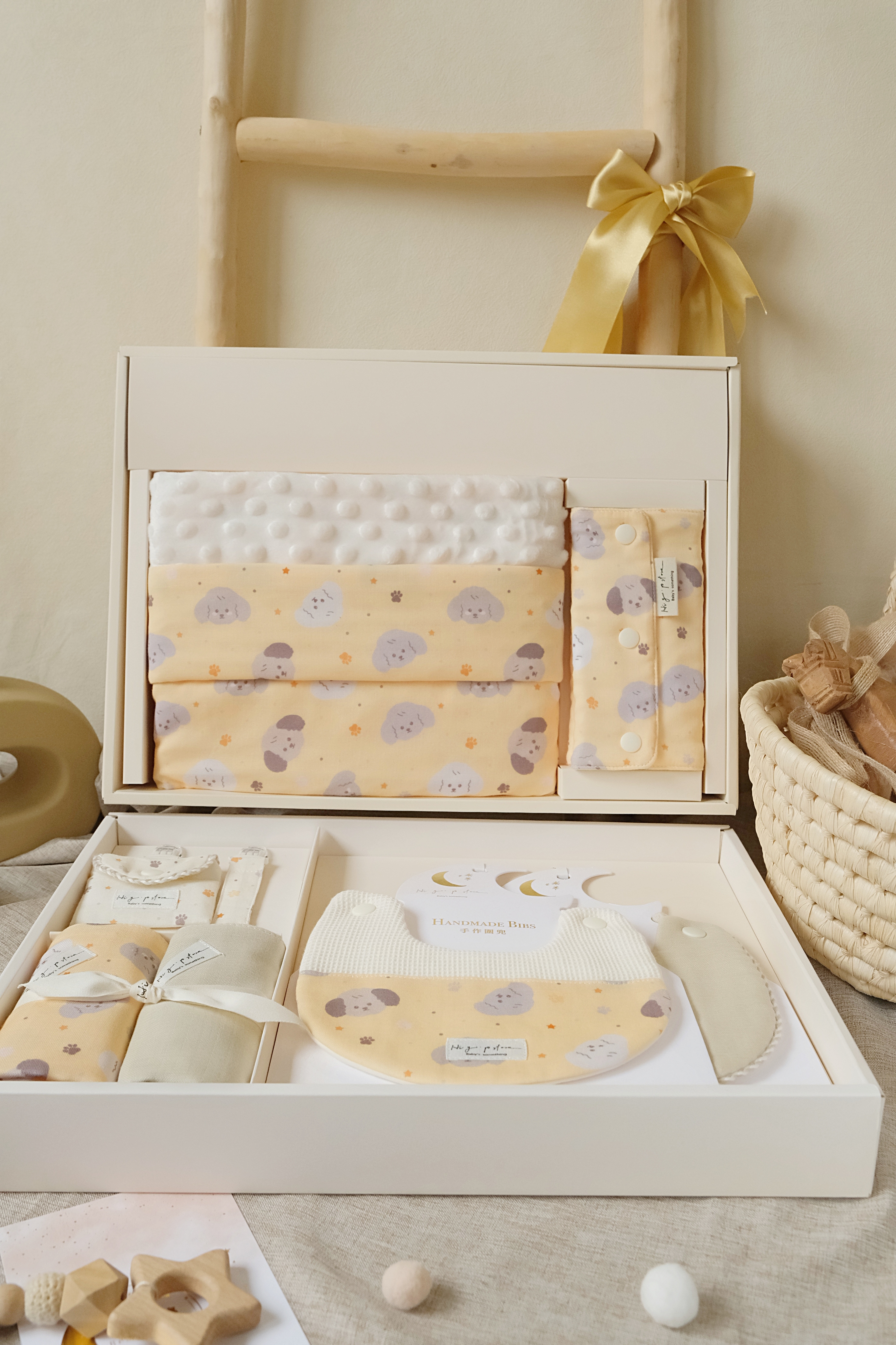 Hi Y.P store-彌月禮盒收涎推薦組-獨家設計-汪汪星語