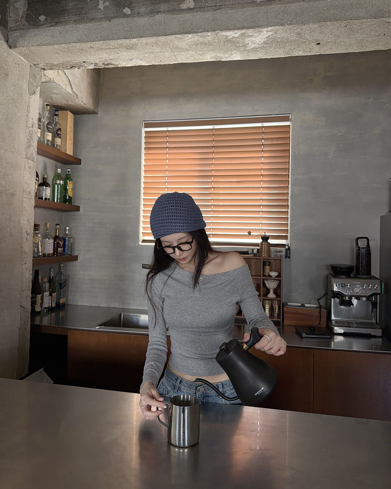 T3017 斜肩鈕釦長TEE / 灰