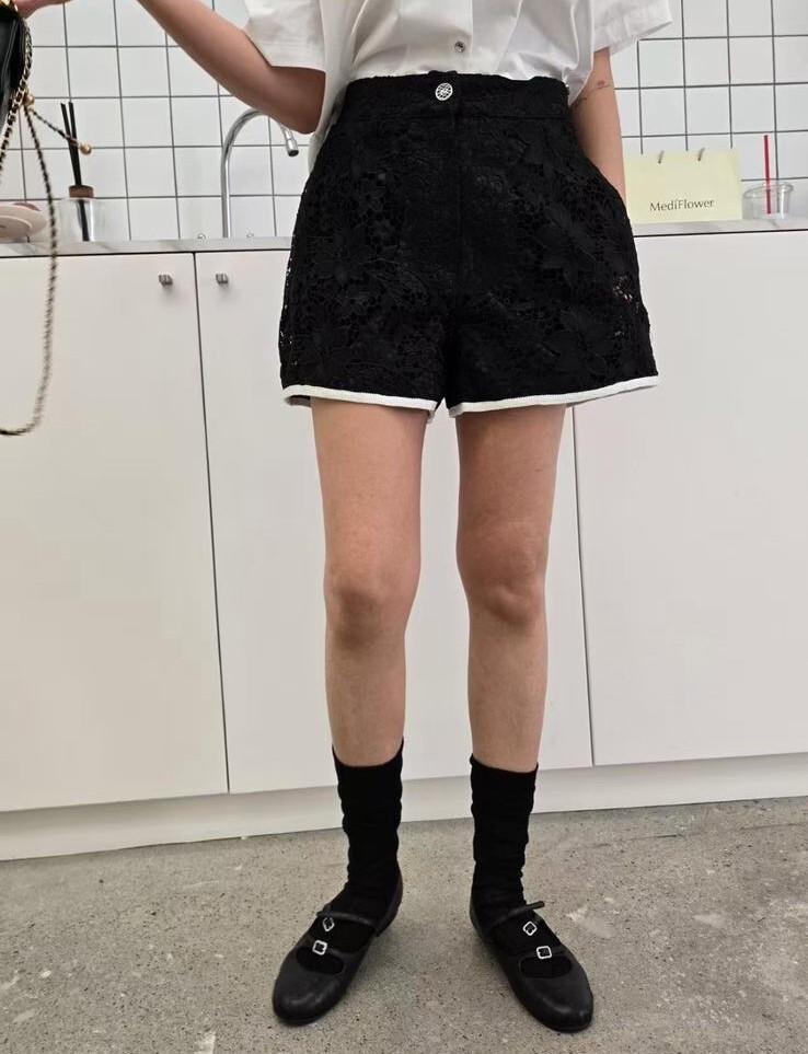 CR15 腰 26-35 HIP 43 長13 $459 (一口價)