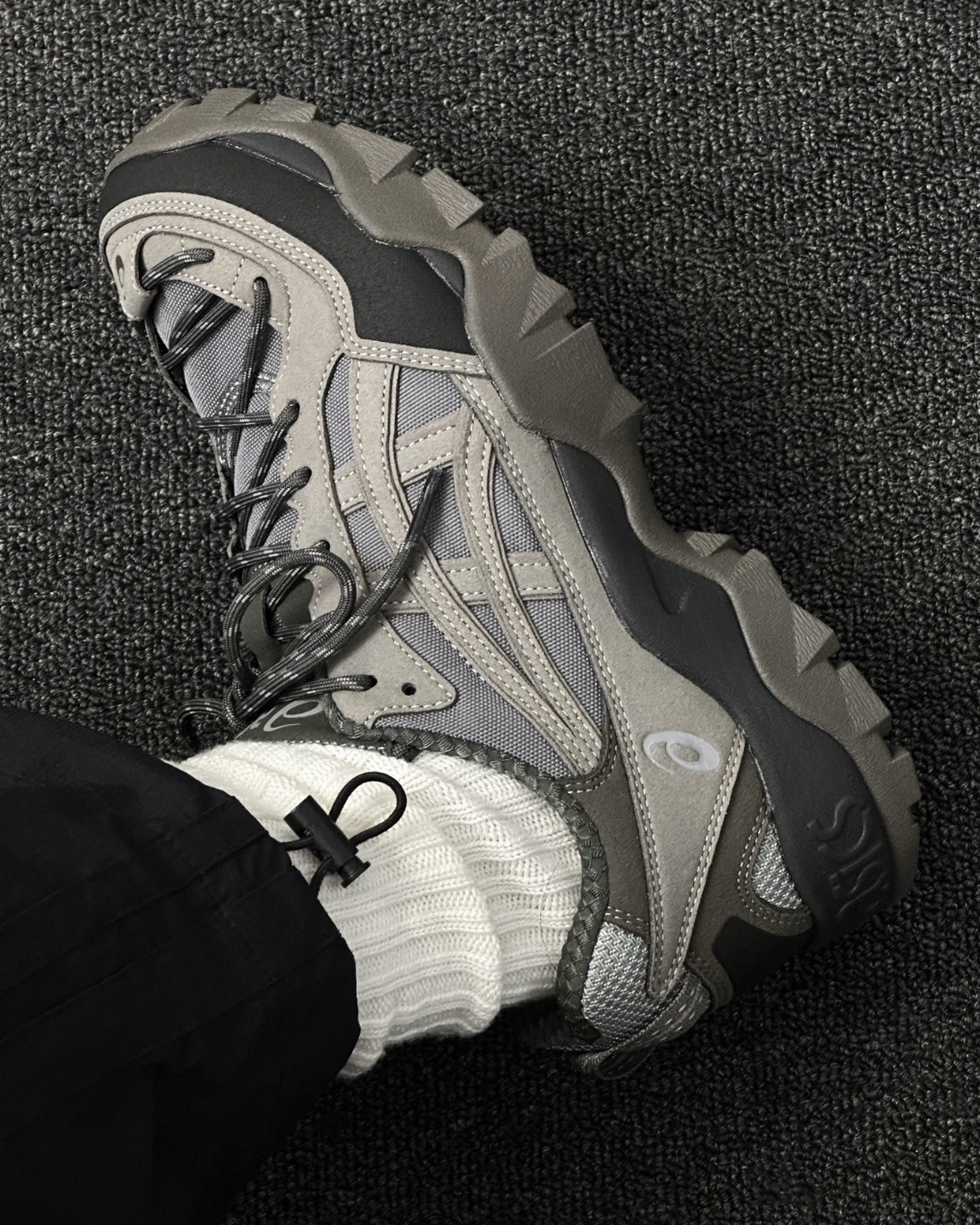 <奇蹟補貨>ASICS GEL-PICKAX 機能 厚底 戶外 登山 炭灰