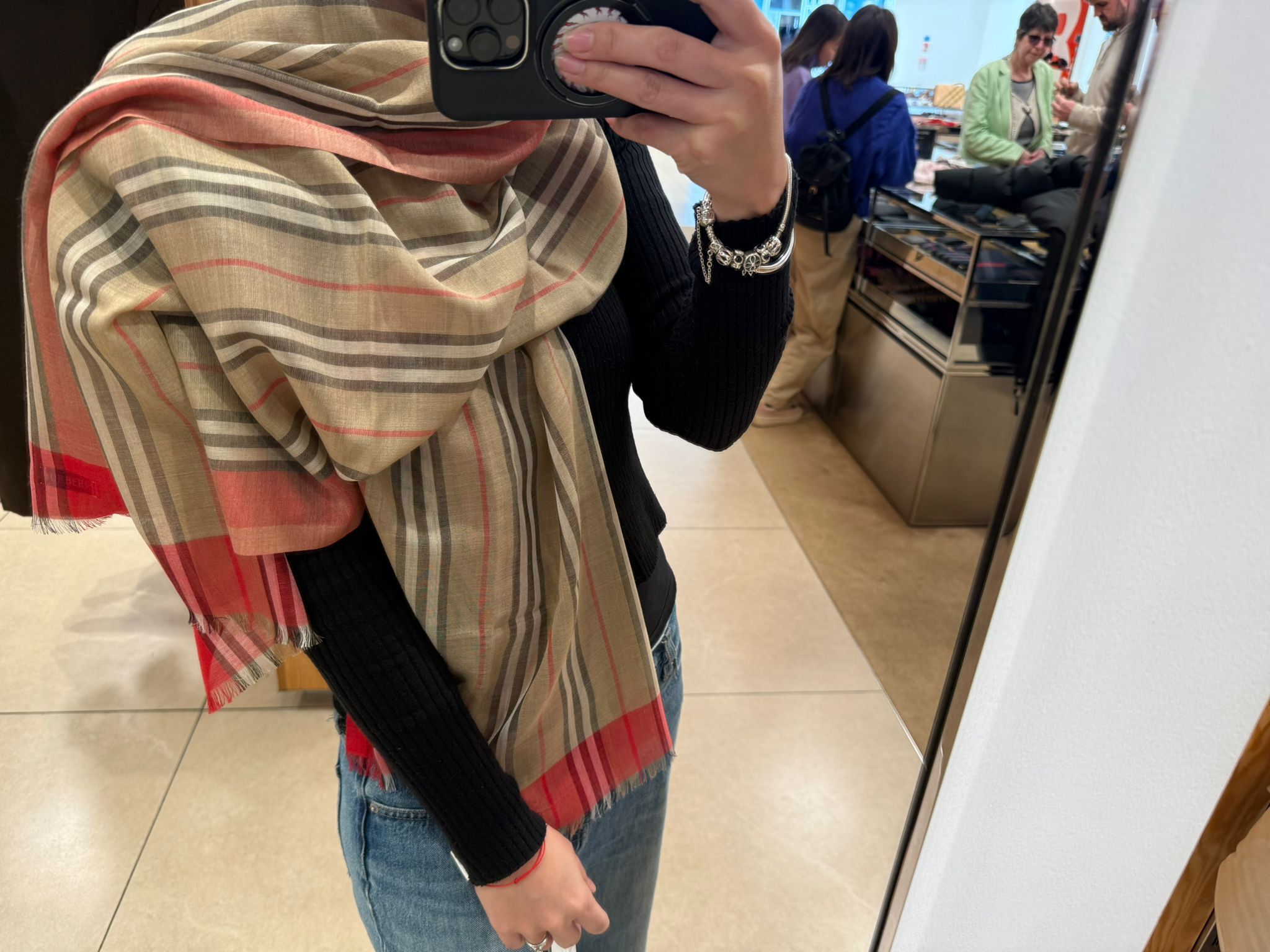 LYS01388 Burberry 經典薄款條紋圍巾