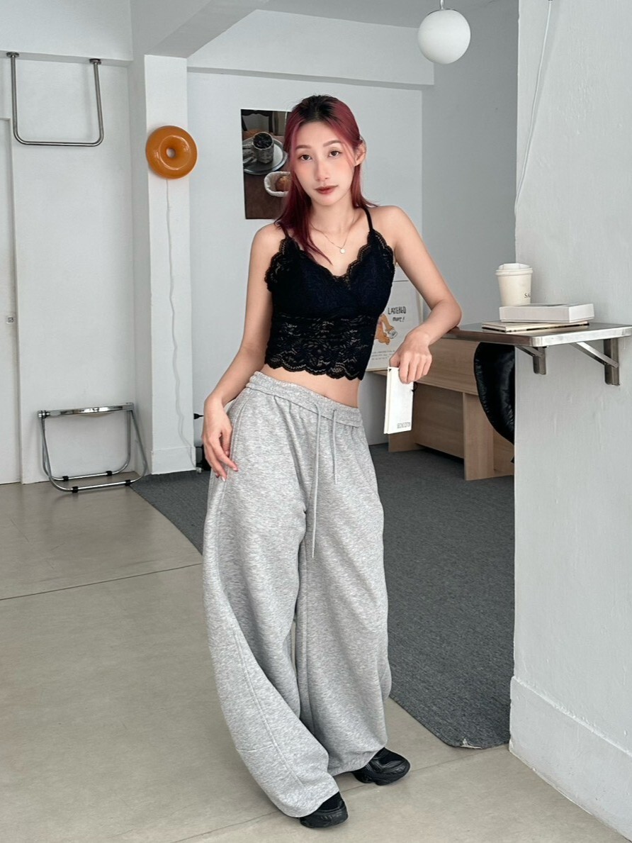 我的心機日記 挖背微辣蕾絲花透膚bra top