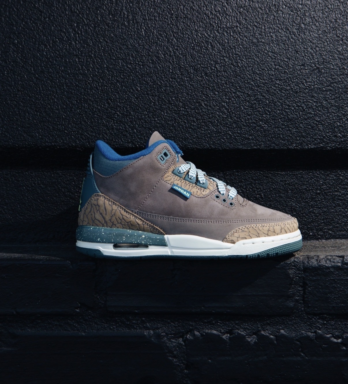 大童鞋 女生尺寸 NIKE AIR JORDAN 3 RETRO GS 棕藍 爆裂紋 氣墊 皮革 緩震 籃球鞋【IB7066-001】AJ3