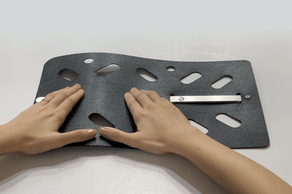 可適應書包護脊板-鋁合金杆