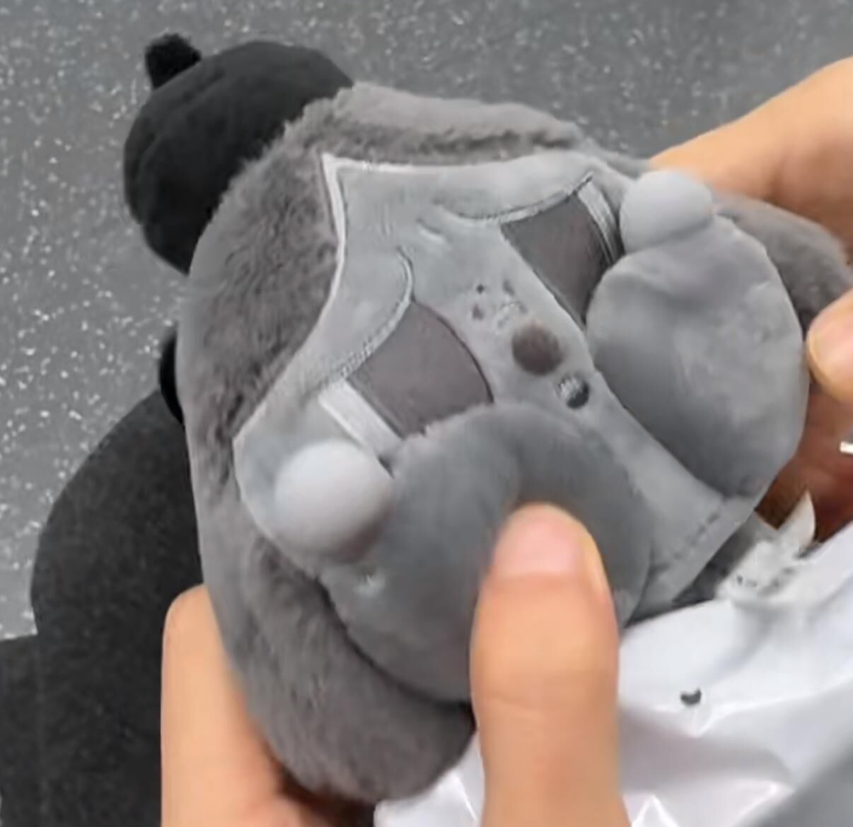 (Secret) Crybaby Tears Launch Project Series - Plush Pendant Blind Box