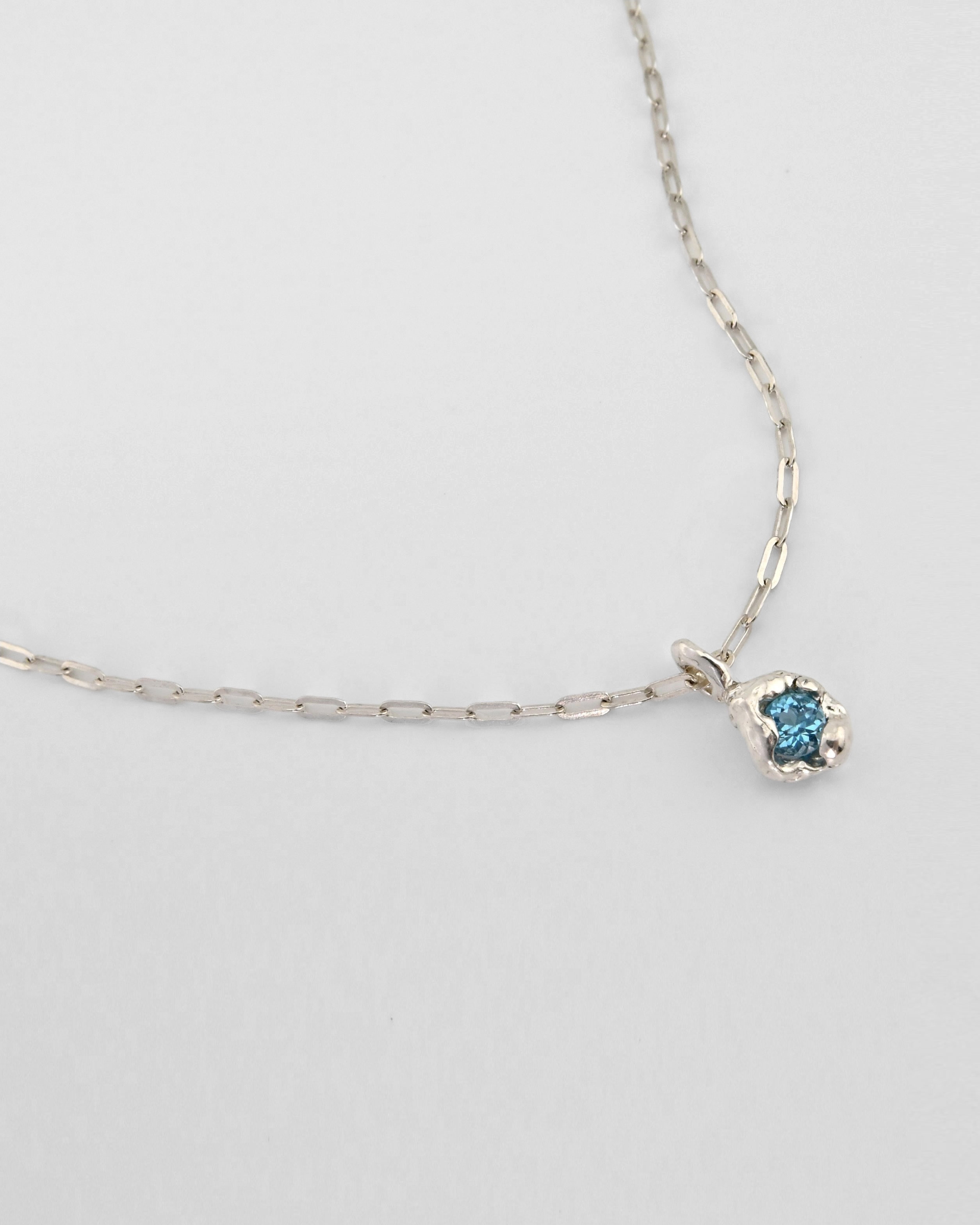 livvvvil 汨 11 Necklace (瑞士藍托帕石)