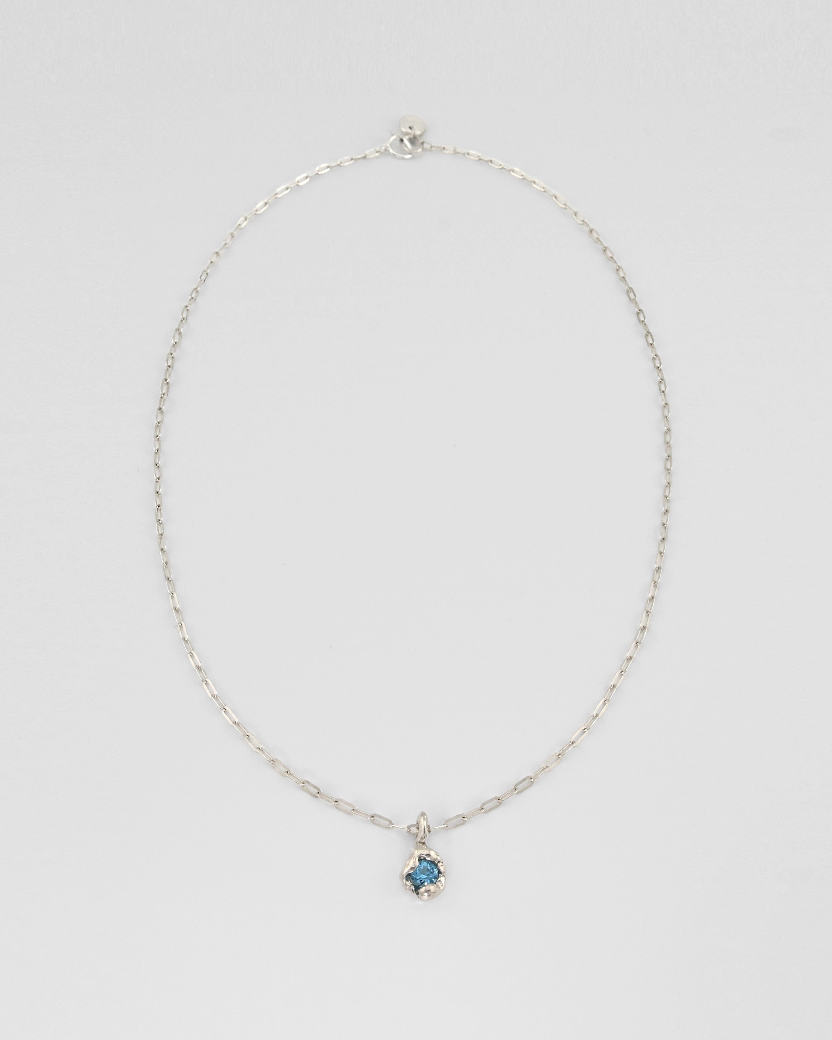 livvvvil 汨 11 Necklace (瑞士藍托帕石)