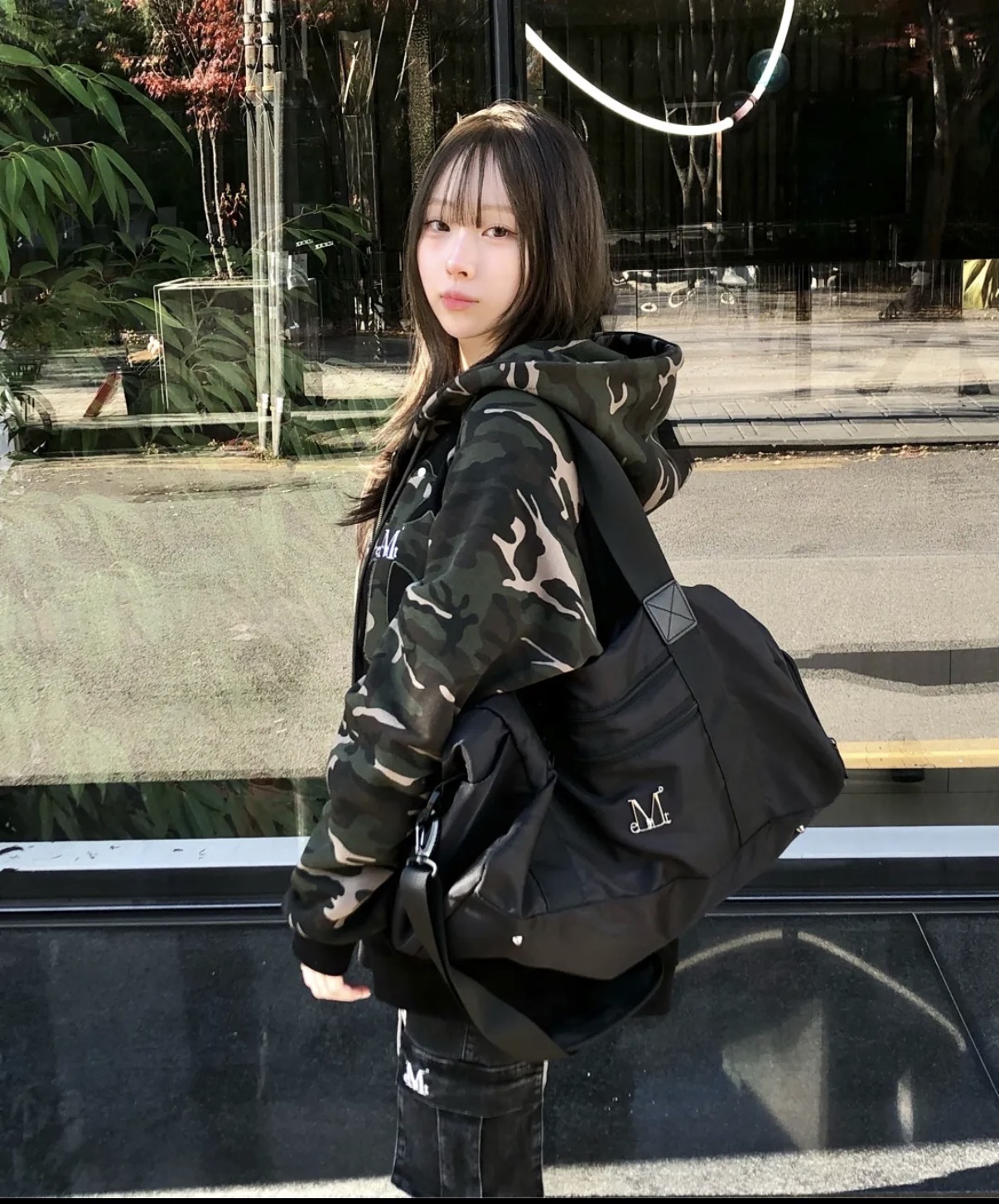 韓國🇰🇷連線 MUCENT 金屬Logo旅行包 側背包 大容量 健身包 手提包 (任買兩件7-11免運)/預購