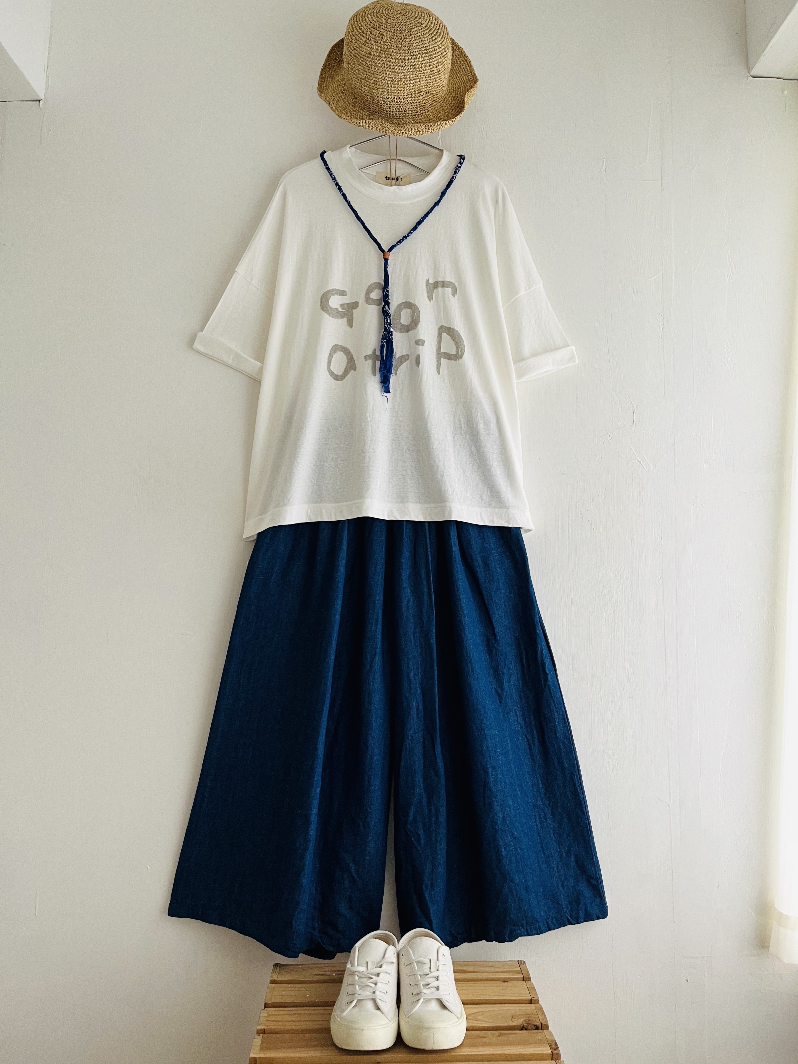 日本製tumugu:白色圓領tee