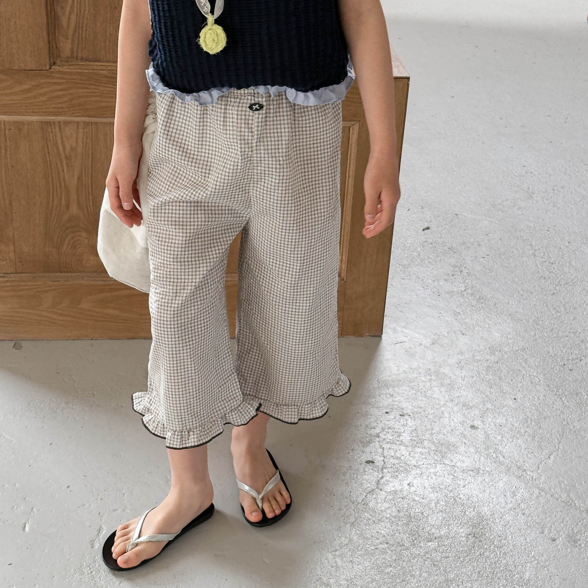 小格子荷葉邊八分褲