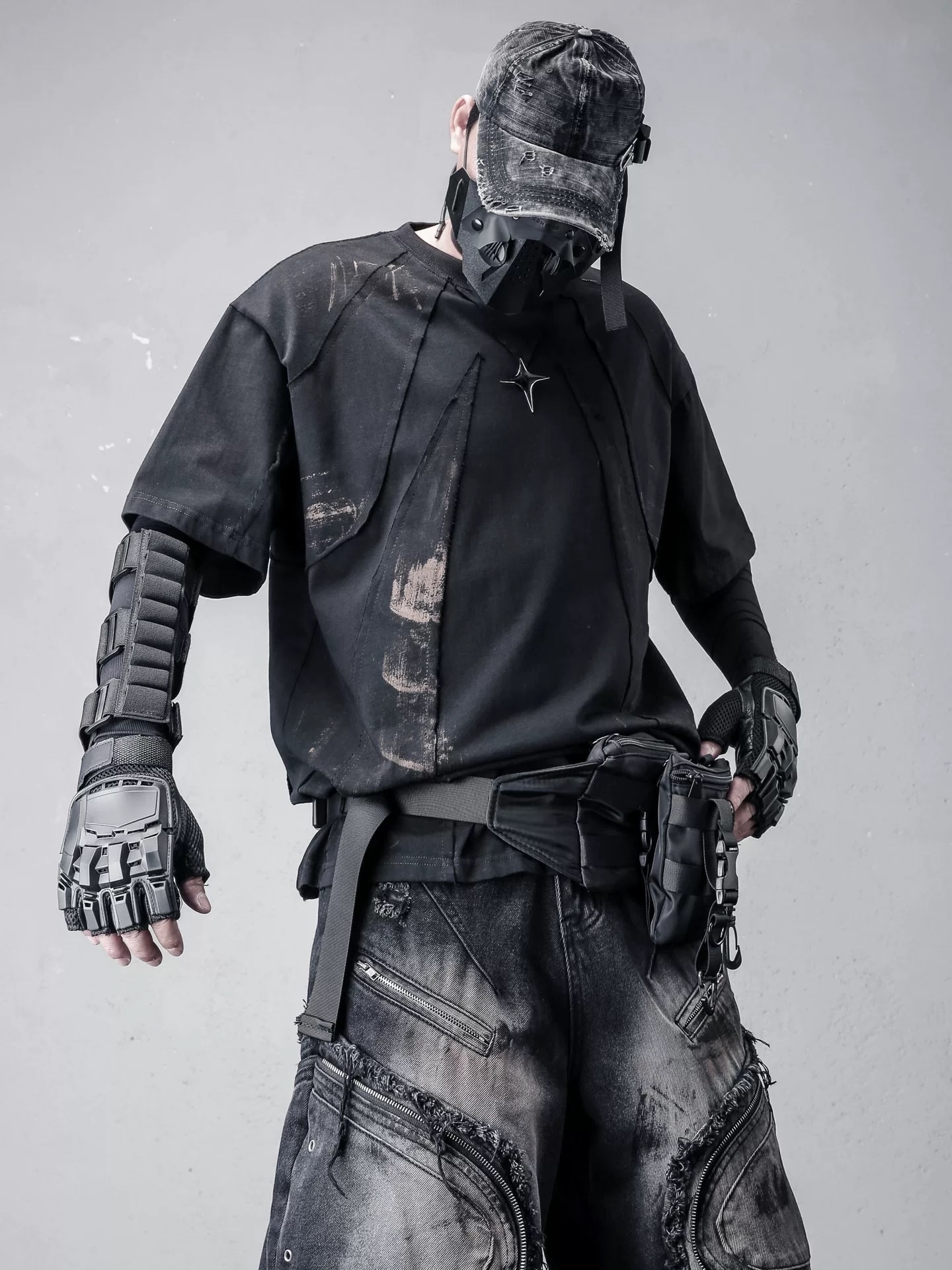 𝙏𝙀𝘾𝙃𝙒𝙀𝘼𝙍 機能不對稱拼接水洗短袖