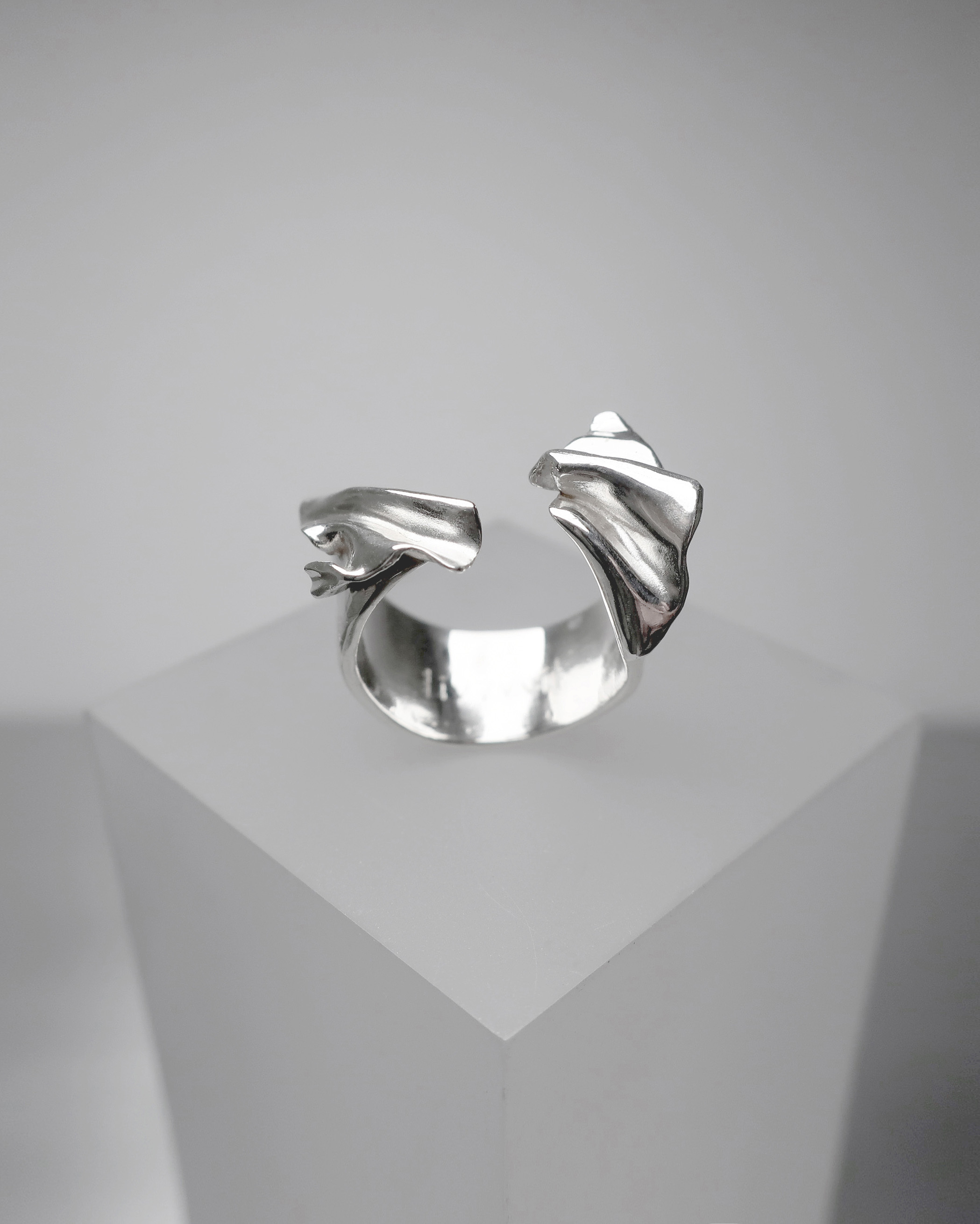 livvvvil 純銀絲緞戒指