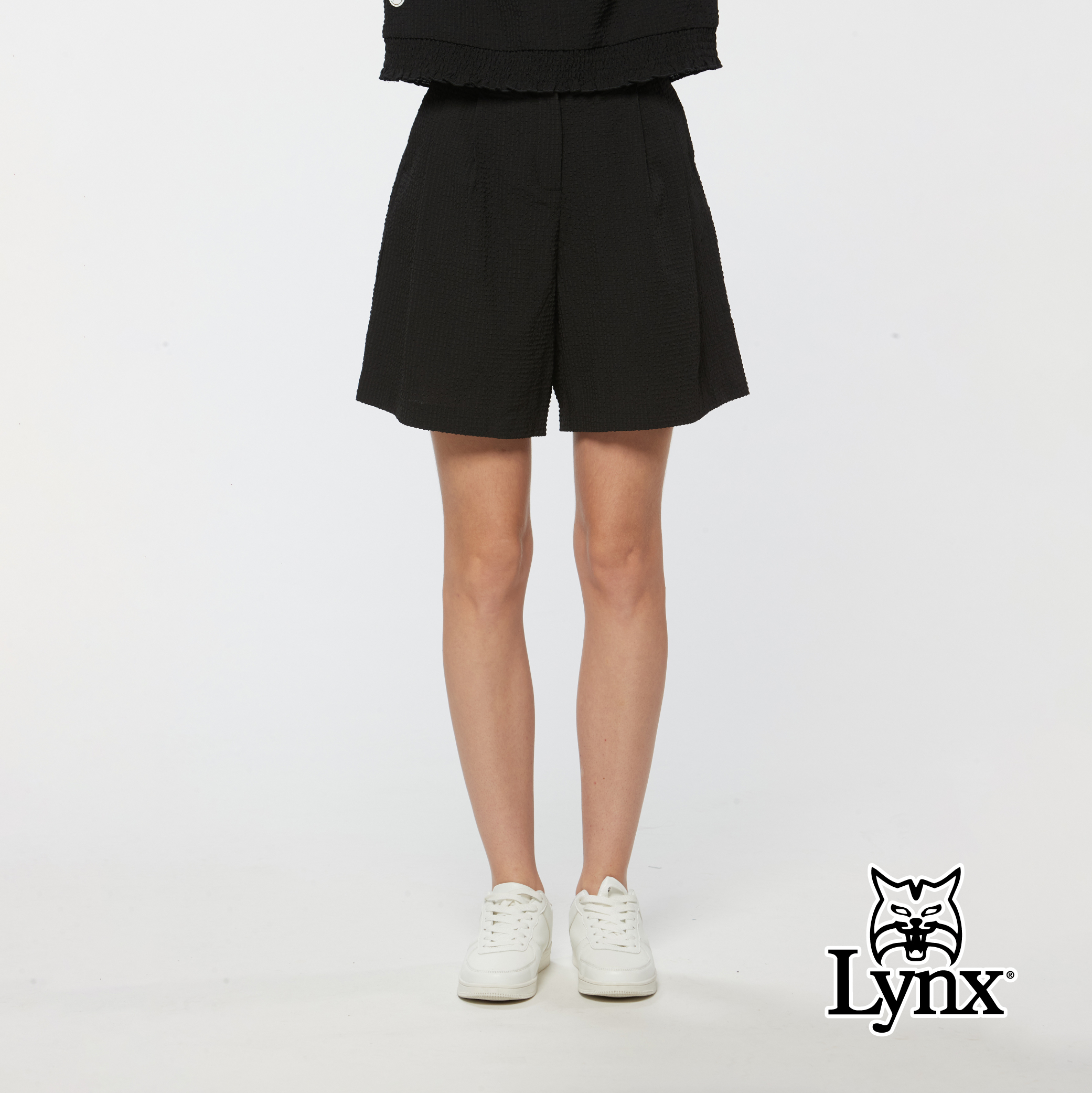 女款泡泡紗面料彈性休閒高爾夫短褲