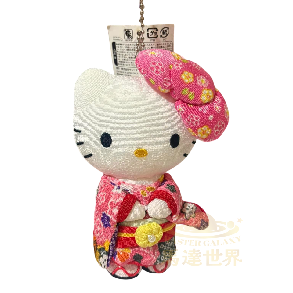 日本三麗鷗HelloKitty和服可站立玩偶娃娃毛絨公仔掛件掛飾