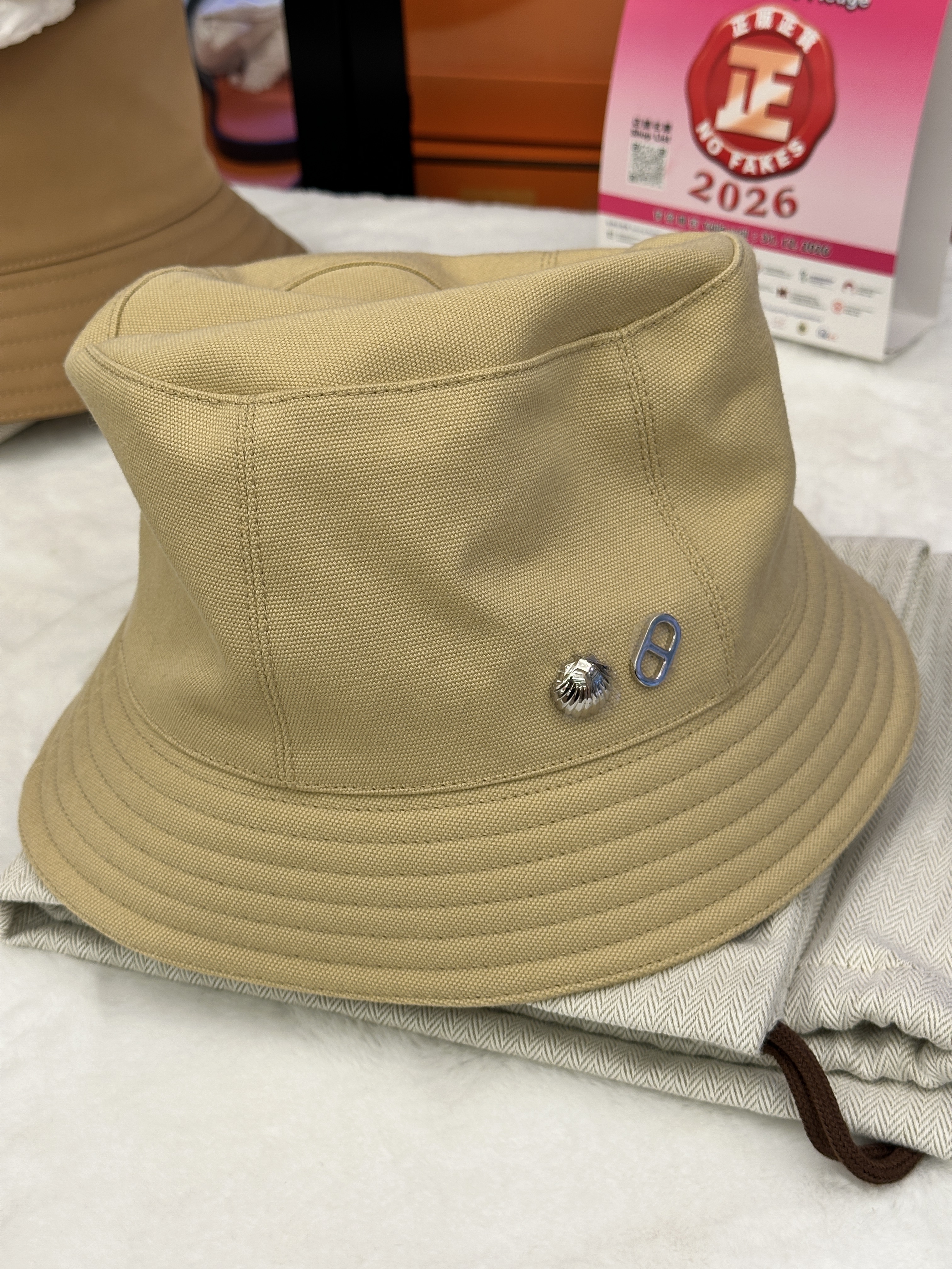 Hermes Woman hat Calvi Seashell Beige Albâtre