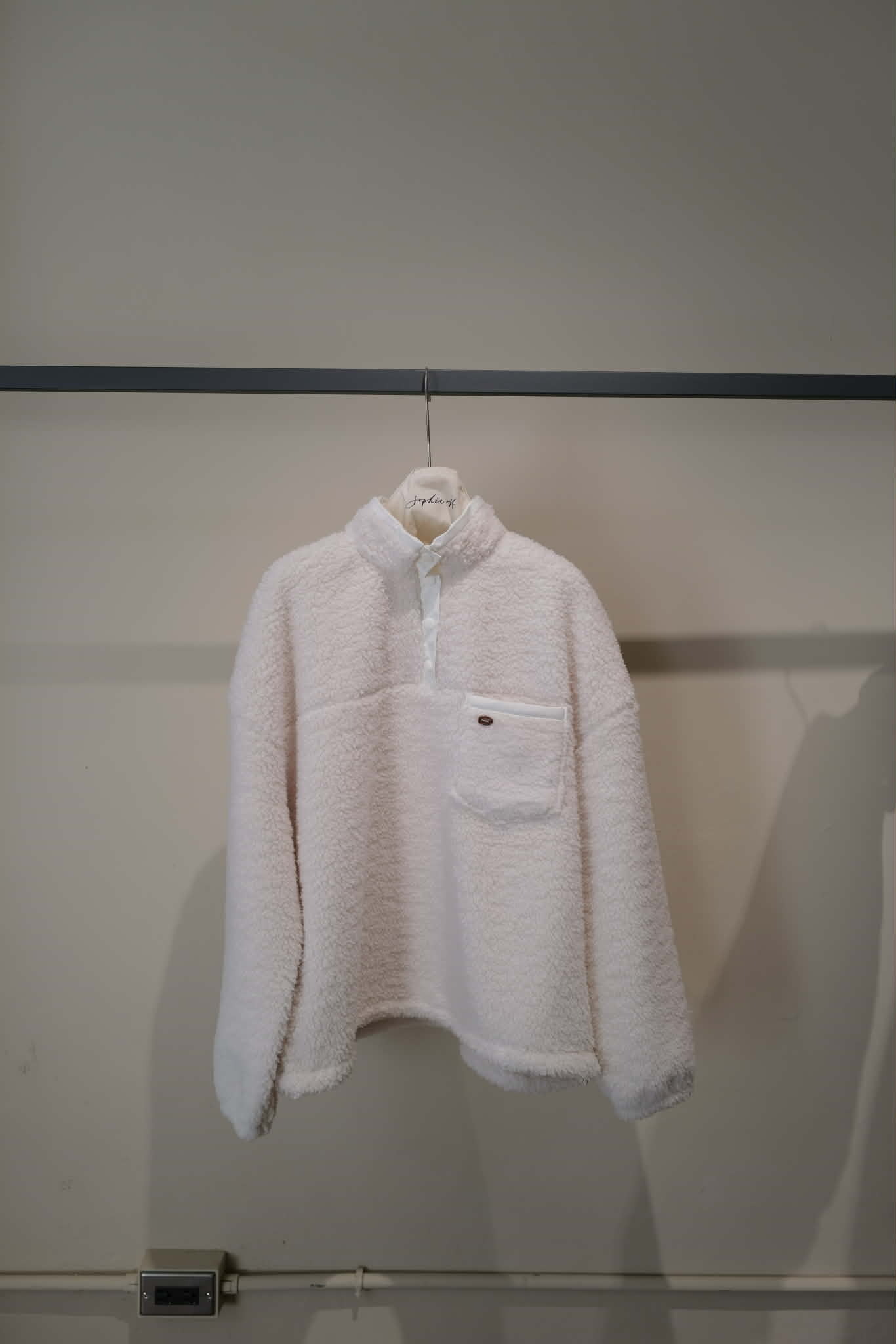 FN35 茸感泰迪熊翻領口袋上衣