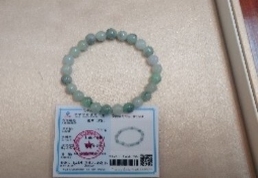0311PA52-PAT姐健康養生-緬甸天然翡翠 - 烏雞果綠7.5mm手串 [附國檢證書]翡翠尺寸約: 7.5(闊)x7.5(長)x7.5(厚) mm（A52）