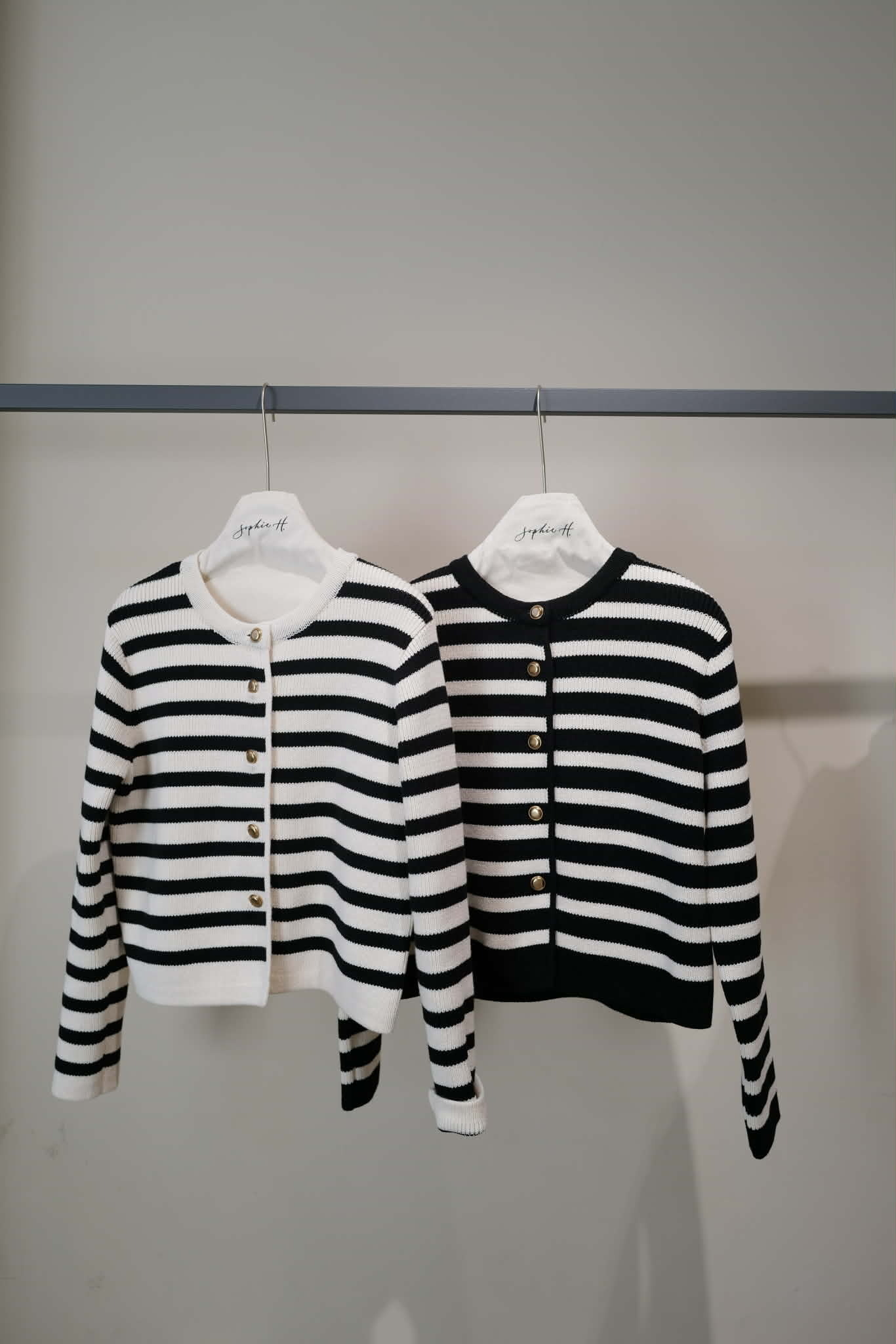 PA01 Celine 風質感條紋針織開襟衫